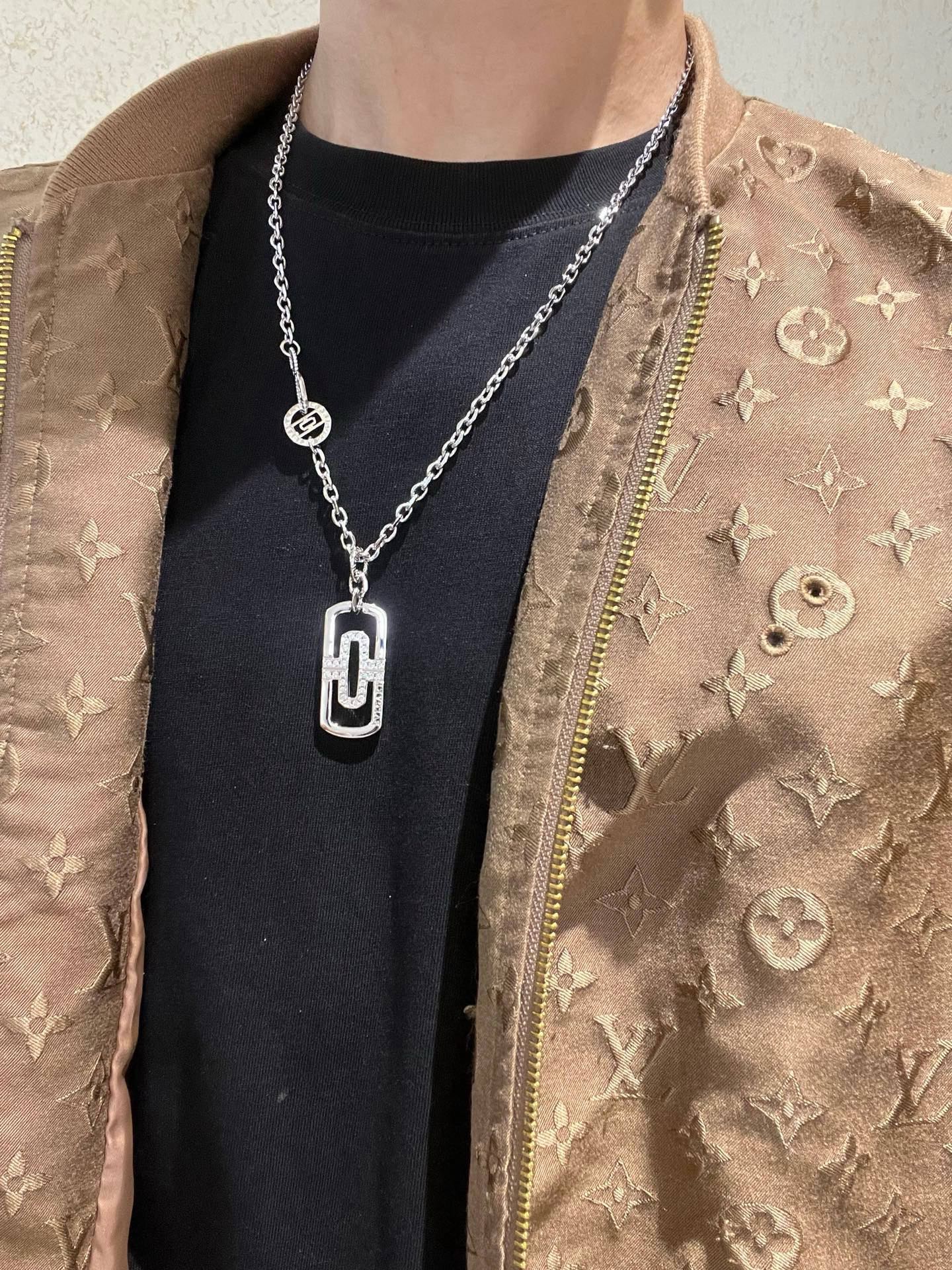 Bvlgari 宝格丽项链V金材质 BVLGARI宝格丽 DIVAS‘ DREAM 系列 品相完美