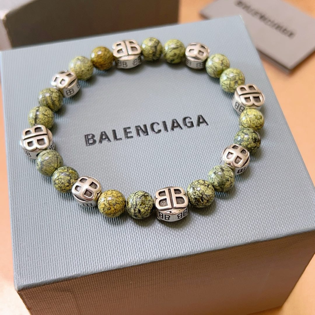 NO:665249,Batch New Product Launch Counter Seiko Version Yaowang Stone Balenciaga Bracelet Thai Silver Style Balenciaga Bracelet Star Same Style for Men and Women Retro Old Style Original Reproduction Purely Handmade ~ Genuine Open Mold Trendy Fashion Must-Have Can Be Weared by Men and Women Same Style for Couples Rock Punk Thai Silver Style Retro Elements Trendy and Versatile I Like to Place an Order Remarks Size 16cm to 24cm, Boutique Jewelry, Balenciaga, Bracelet19860909批 新品发布会专柜精工版本药王石巴黎世家手链 泰银风格巴黎世家手链 明星同款男女款 复古做旧风 原版复刻 纯手工打造 ～正品开模潮流时尚必备 男女均可佩戴 情侣款同款 摇滚朋克泰银风格 复古元素 潮流百搭 超级喜欢下单备注尺寸 16厘米到24厘米,饰品精品,balenciaga,bracelet,Jewelry