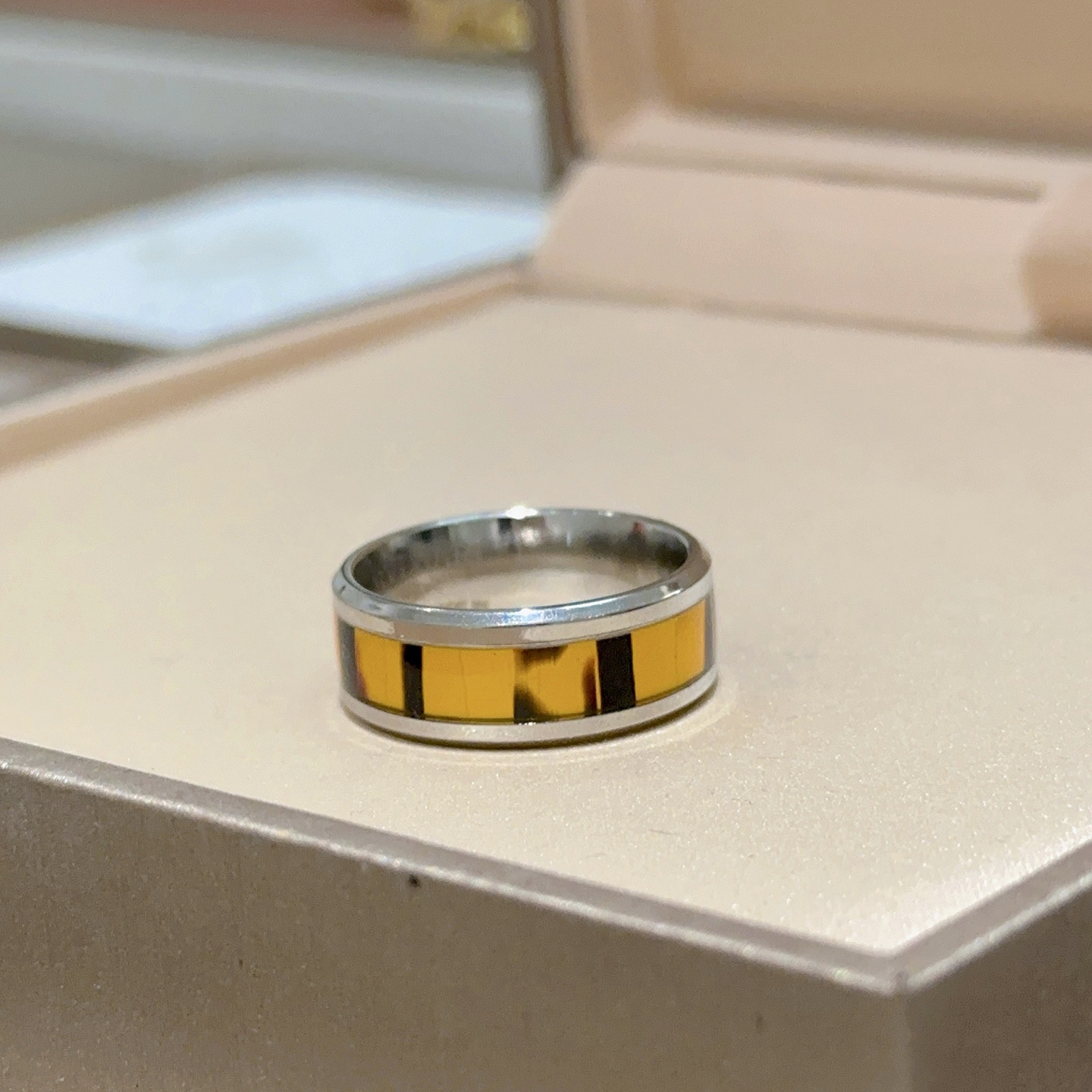 Bvlgari 宝格丽项链V金材质 BVLGARI宝格丽 DIVAS‘ DREAM 系列 品相完美