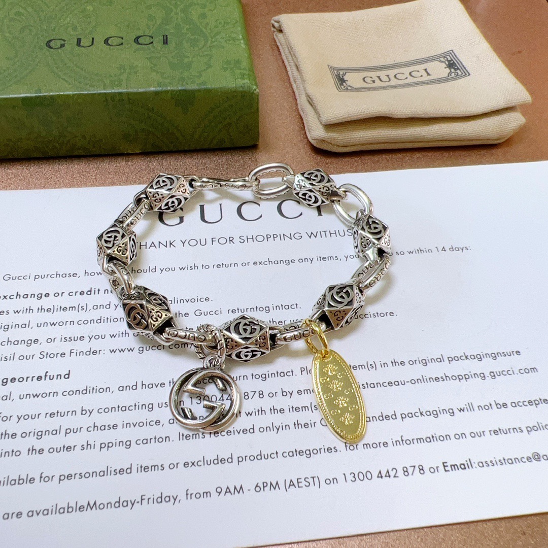。 古驰推荐款2026最新出炉🌼 Gucci古驰手链最新款的经典款 精致无论款式 质感 都是绝对的顶尖f