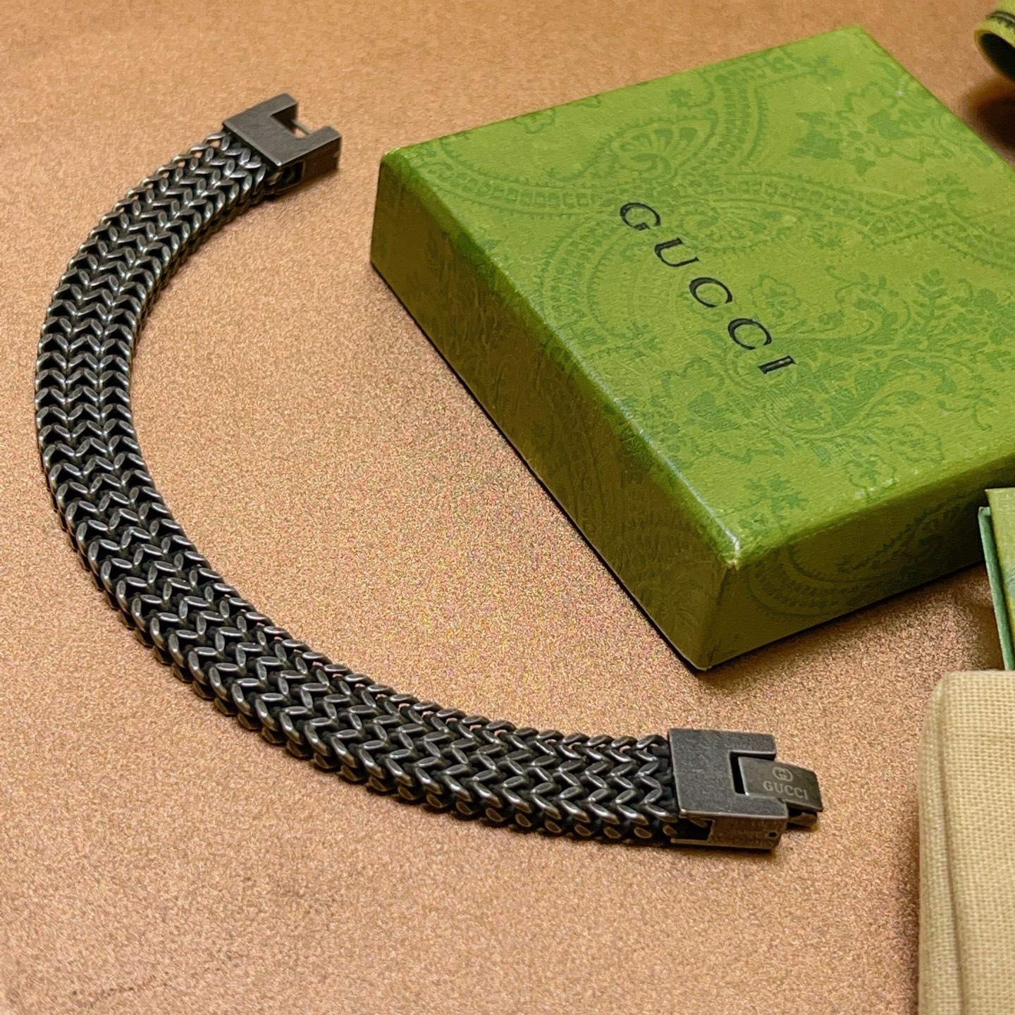 Gucci 古驰推荐款2026最新出炉 Gucci古驰手链最新款的