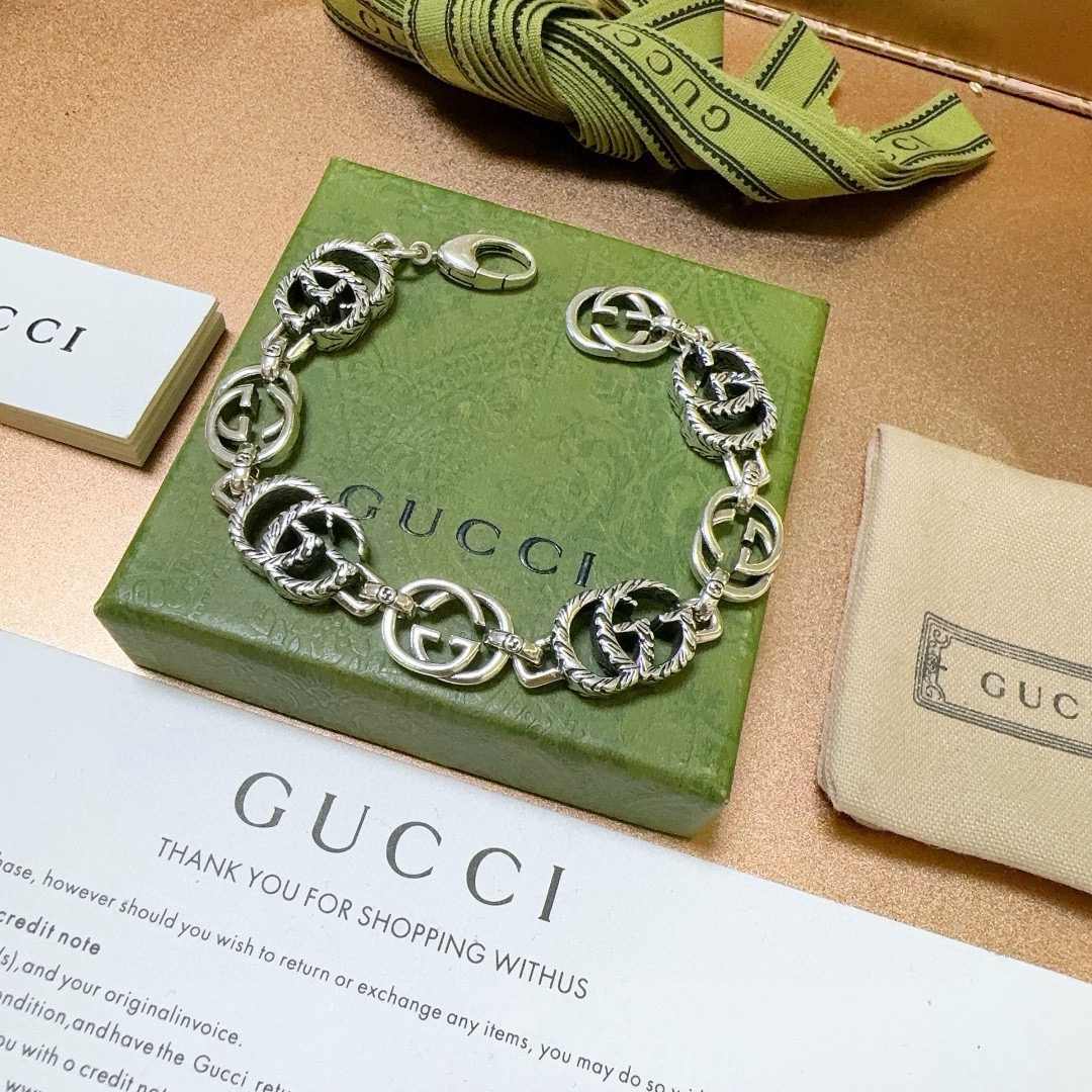 。 2026最新出炉土豪版手链 认准细节 独家高品质🌼 Gucci古驰手链最新款的经典款 精致无论款式 