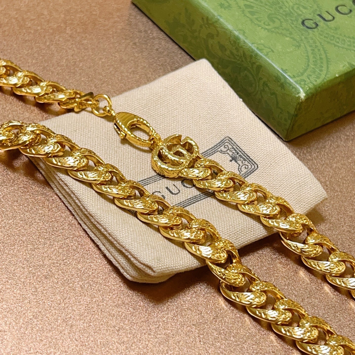 𝐆𝐮𝐜𝐜𝐢古驰项链最新款链条档次更高明星同款Anger Forest系列双G古驰项链 高端货 不氧化不退
