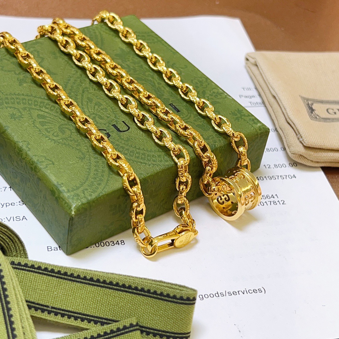 (奢华款)𝐆𝐮𝐜𝐜𝐢古驰项链最新款链条档次更高明星同款。花了一个多月做出来精工细致纯手工打造完美的最新款