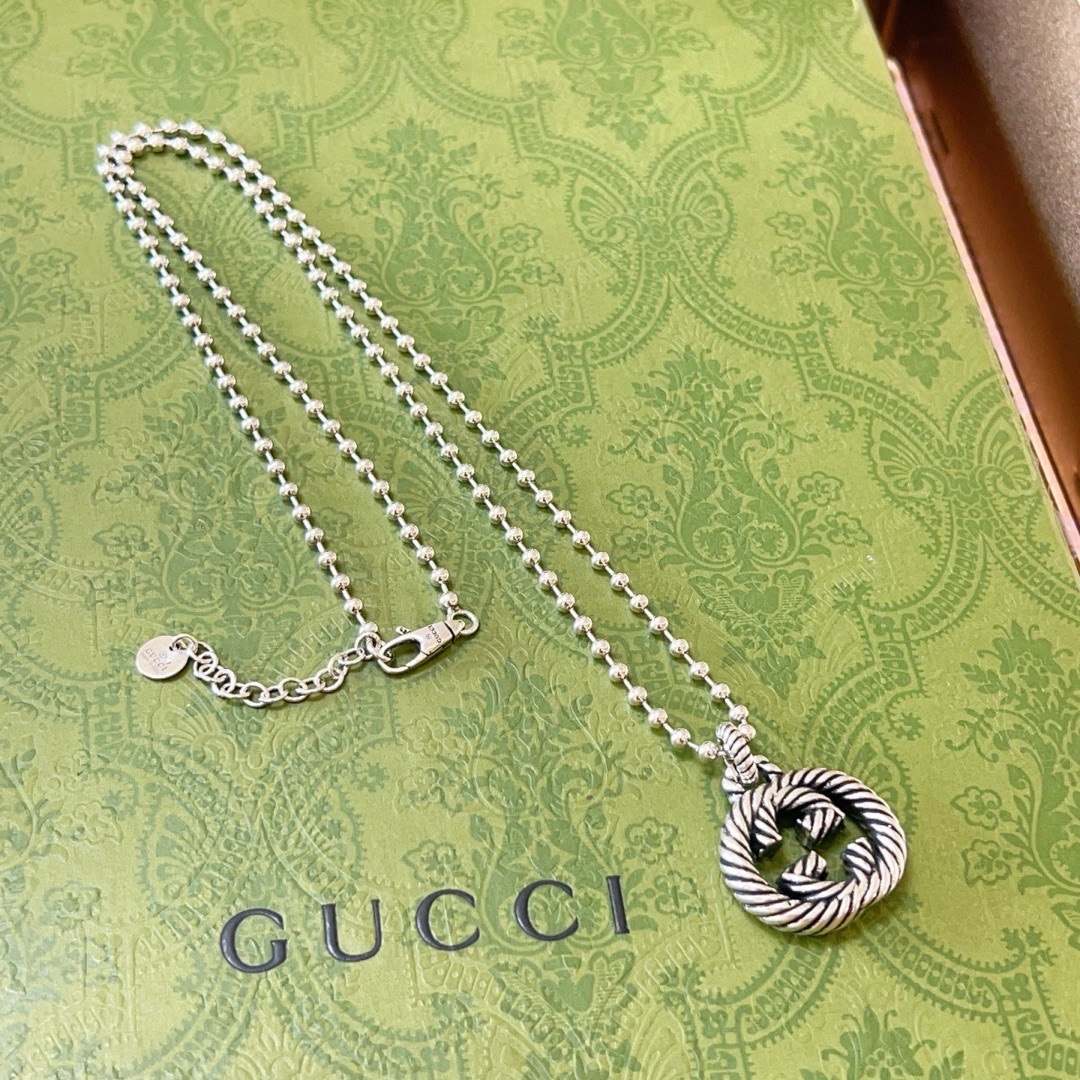 Gucci 不爆不发 抖音带货 首选 𝐆𝐮𝐜𝐜𝐢古驰项链最新款链条档次更高 Anger Forest系列双g古驰艺术风格 项链