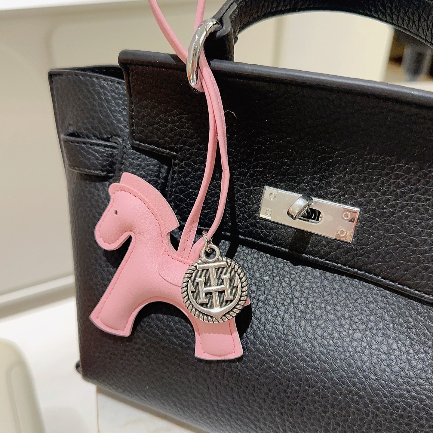 Hermes Rodeo Pegase Horse Bag Charm pendant Sakura pink leather antique silver-tone metal 12cm strap length