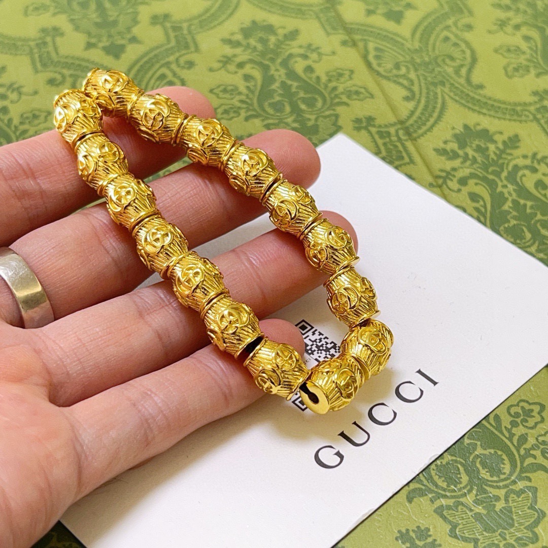新品发布👒𝐆𝐮𝐜𝐜𝐢古驰手链👨👩男女同款 最新款黄金穿珠手链档次更高明星同款Anger Forest系列