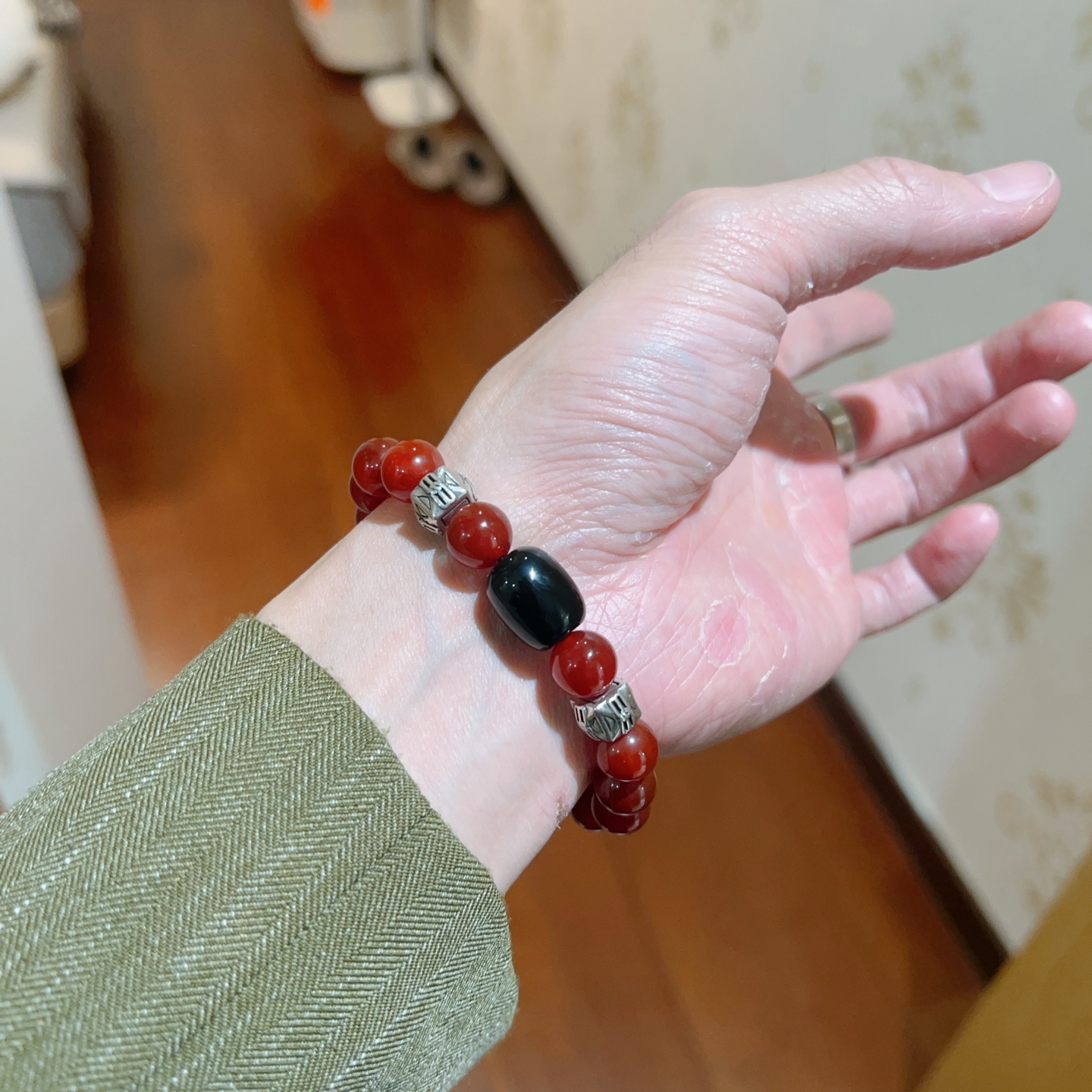 Balenciaga luxury bracelet 4