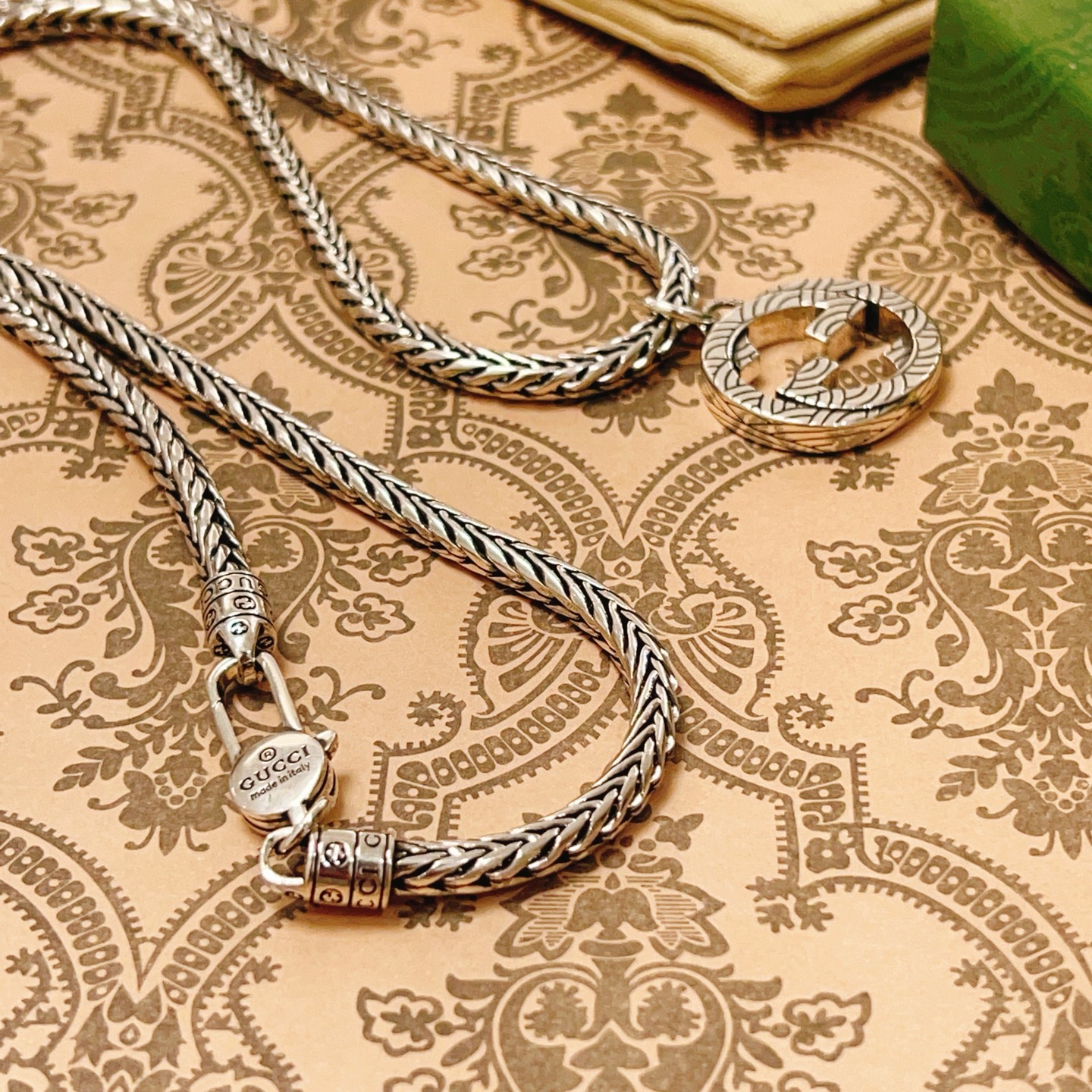 𝐆𝐮𝐜𝐜𝐢古驰项链最新款链条档次更高明星同款Anger Forest系列双G古驰项链细节对版做旧处理 非