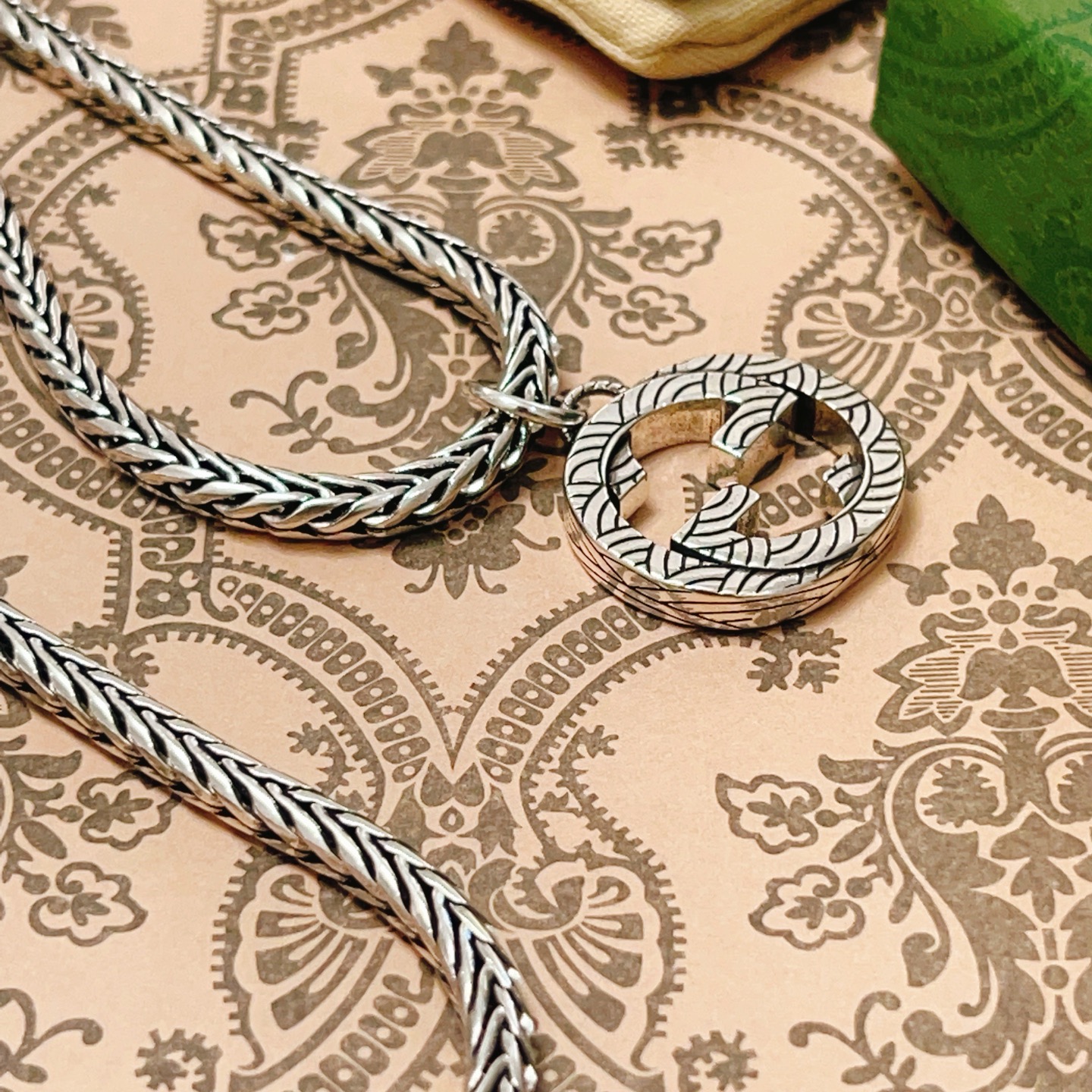 𝐆𝐮𝐜𝐜𝐢古驰项链最新款链条档次更高明星同款Anger Forest系列双G古驰项链细节对版做旧处理 非