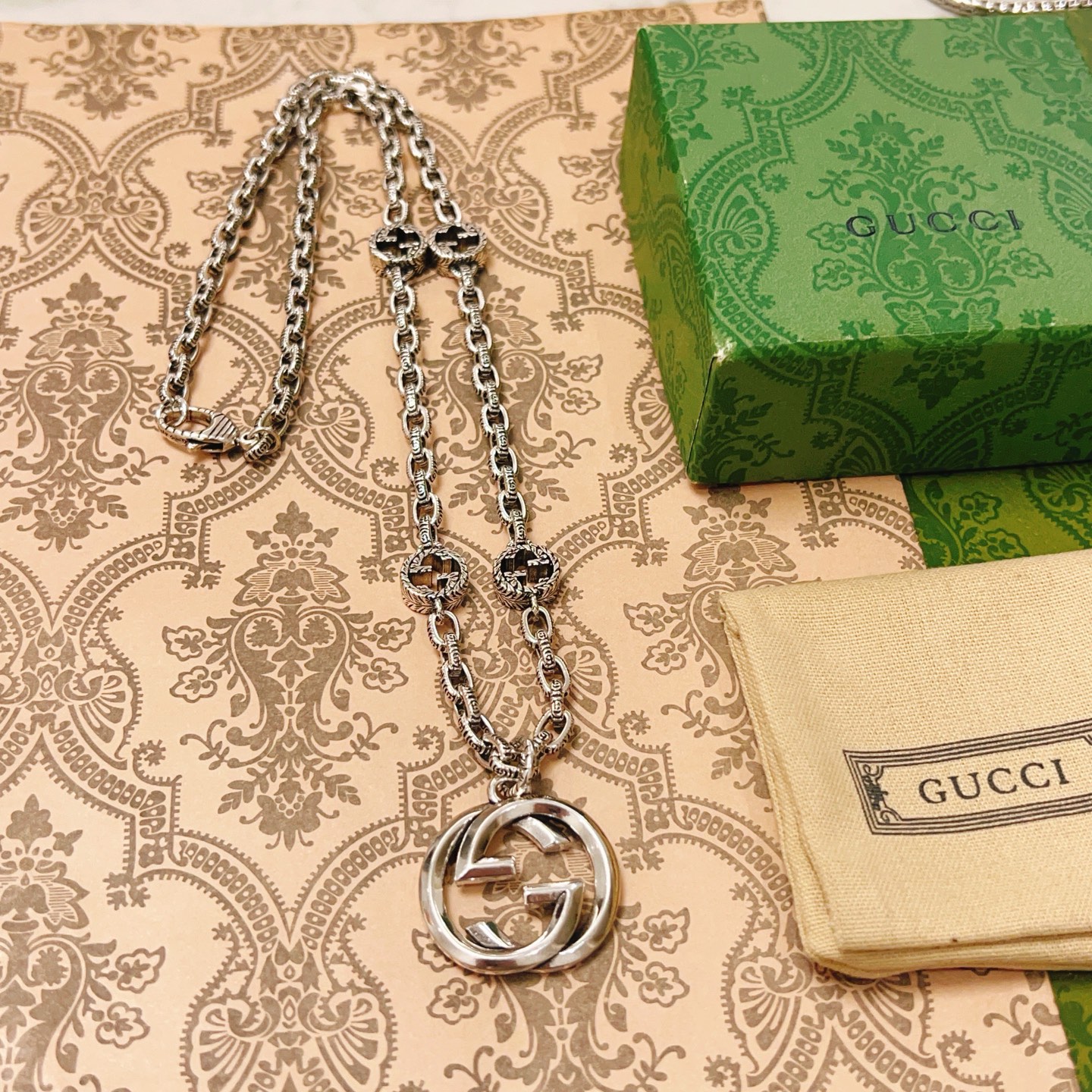 𝐆𝐮𝐜𝐜𝐢古驰项链最新款链条档次更高明星同款Anger Forest系列双G古驰项链细节对版做旧处理 非