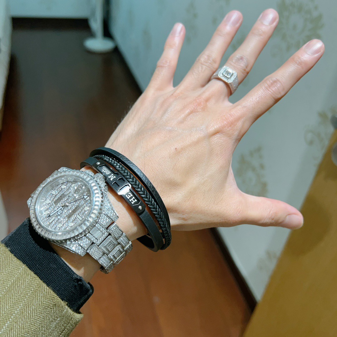 Hermes H Series bracelet Black leather with gunmetal and silver-tone hardware 19cm