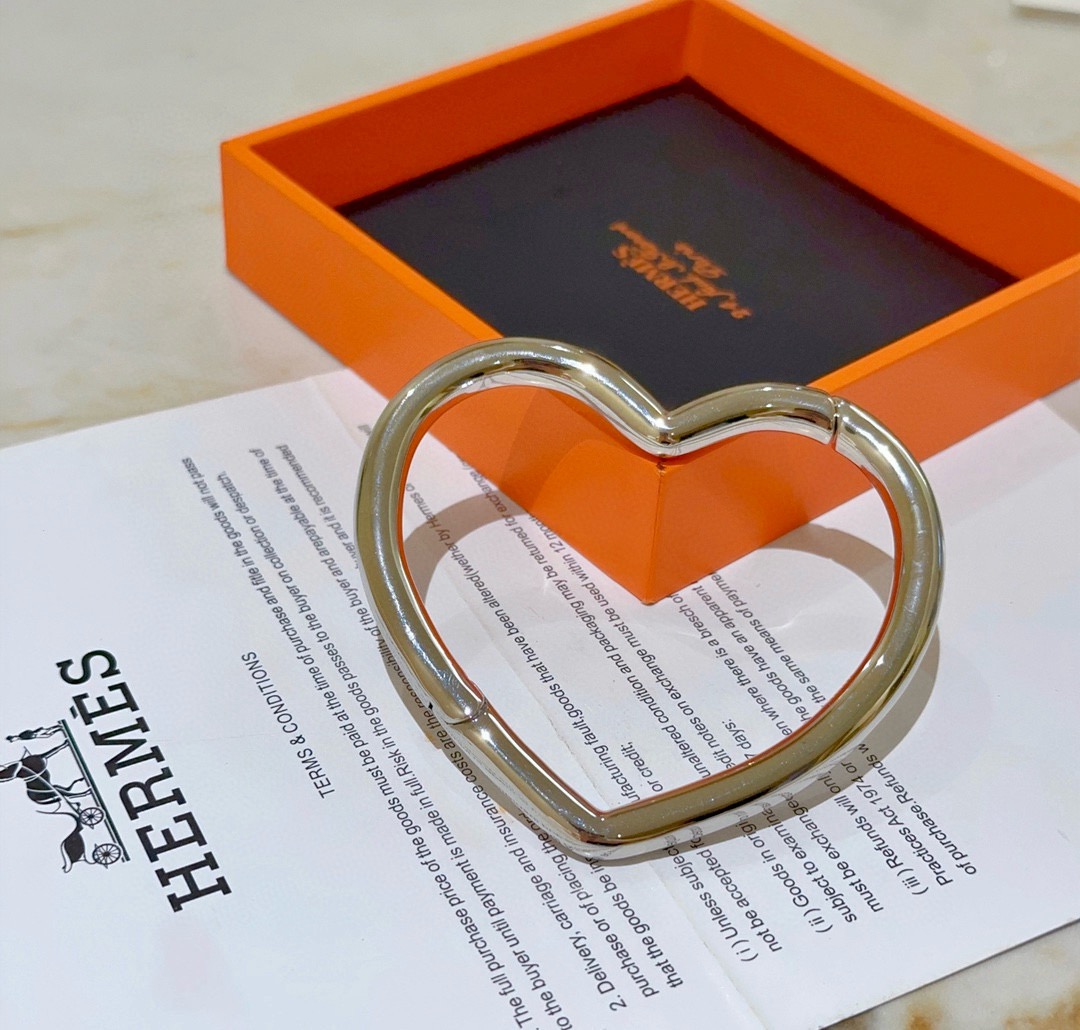 Hermes Heart Bangle bracelet silver-toned metal no gemstones 17cm inner circumference