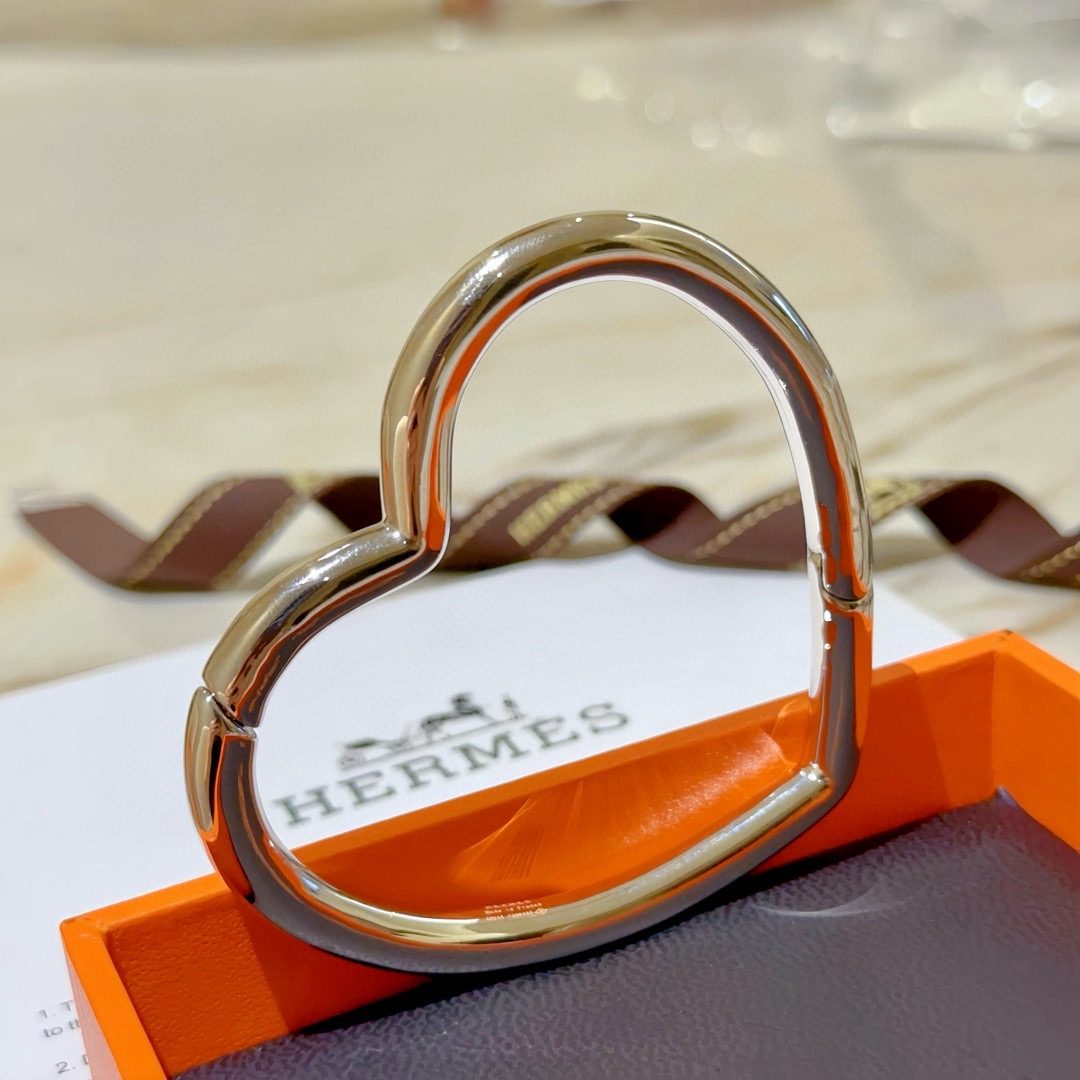 Hermes Heart Bangle bracelet silver-toned metal no gemstones 17cm inner circumference