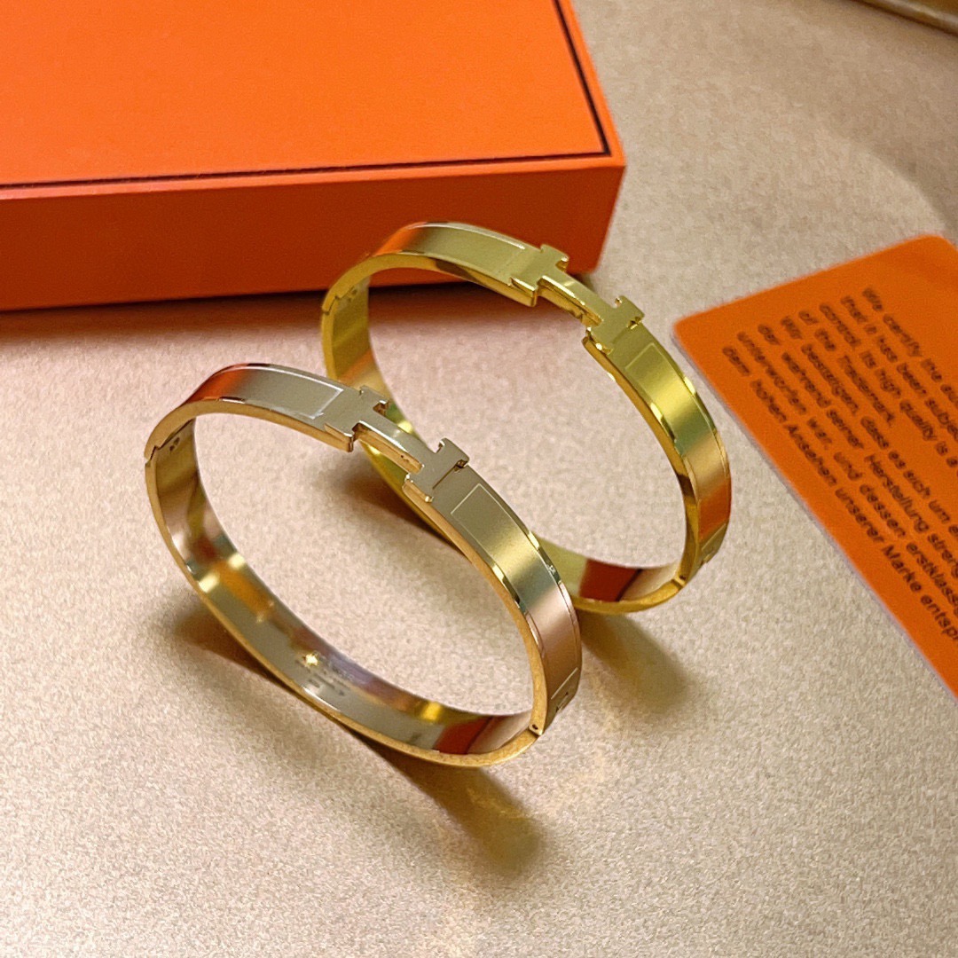 Hermes Clic H bracelet Yellow gold rose gold silver no gemstones 17cm