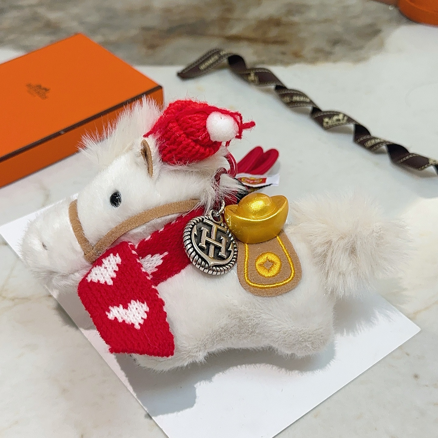 Hermes Giddy Horse Charm pendant white plush red knit fabric antique silver-tone metal gold-tone metal tan fabric 12cm total strap length