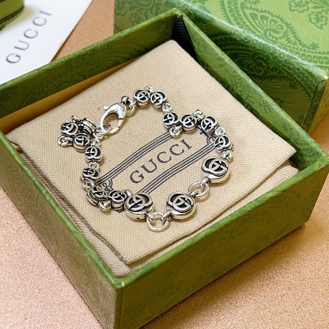 Gucci 𝐆𝐮𝐜𝐜𝐢古驰手链 奢华手串 最新款全件手链档次更高 Anger Forest系列双g 古驰手链