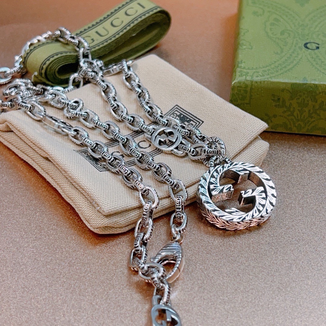 。。 不爆不发 抖音带货网红首选 𝐆𝐮𝐜𝐜𝐢古驰项链最新款链条档次更高明星同款Anger Forest系