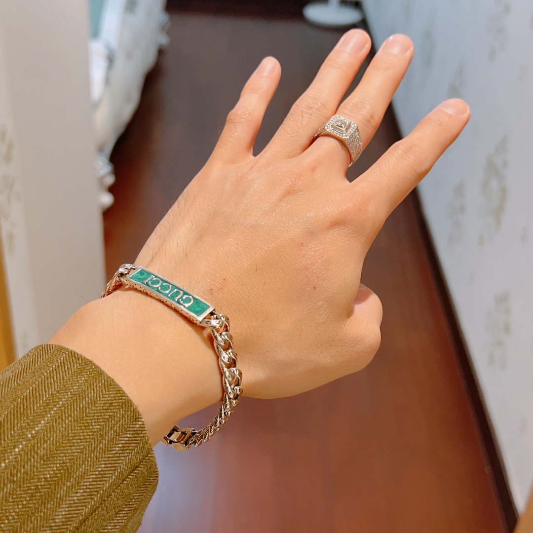 。 2026古驰新品手链出炉🌼 Gucci古驰手链最新款的经典款 精致无论款式 质感 都是绝对的顶尖fe