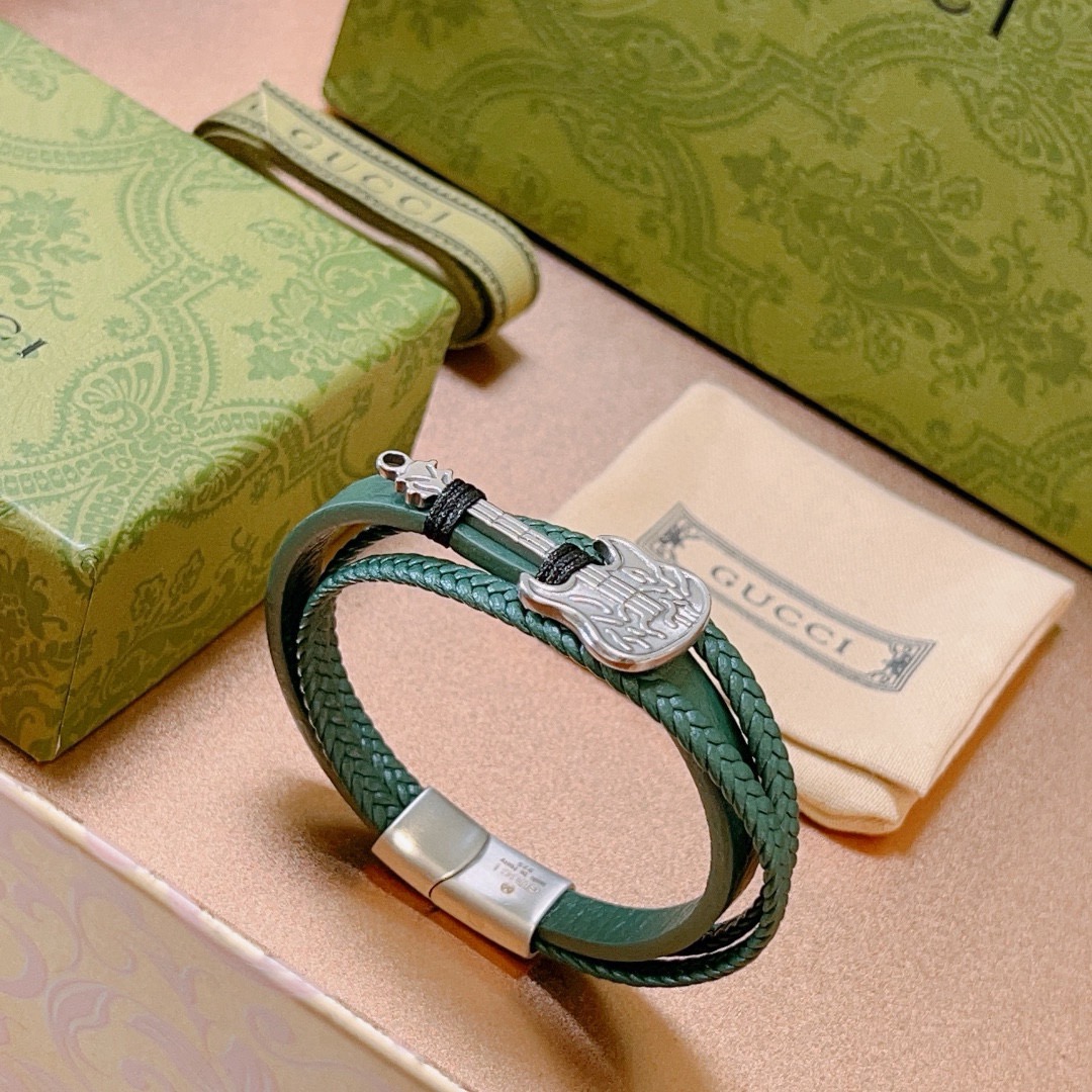 Gucci 新品发售 ‍⬛𝐆𝐮𝐜𝐜𝐢古驰手绳手环最新款纯手工头层牛皮材质档次更高 Anger Forest系列双G 款系列 银手链手绳