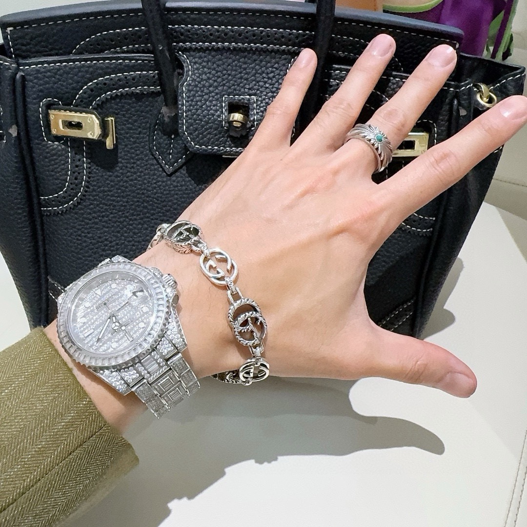 。 2026最新出炉土豪版手链 认准细节 独家高品质🌼 Gucci古驰手链最新款的经典款 精致无论款式 