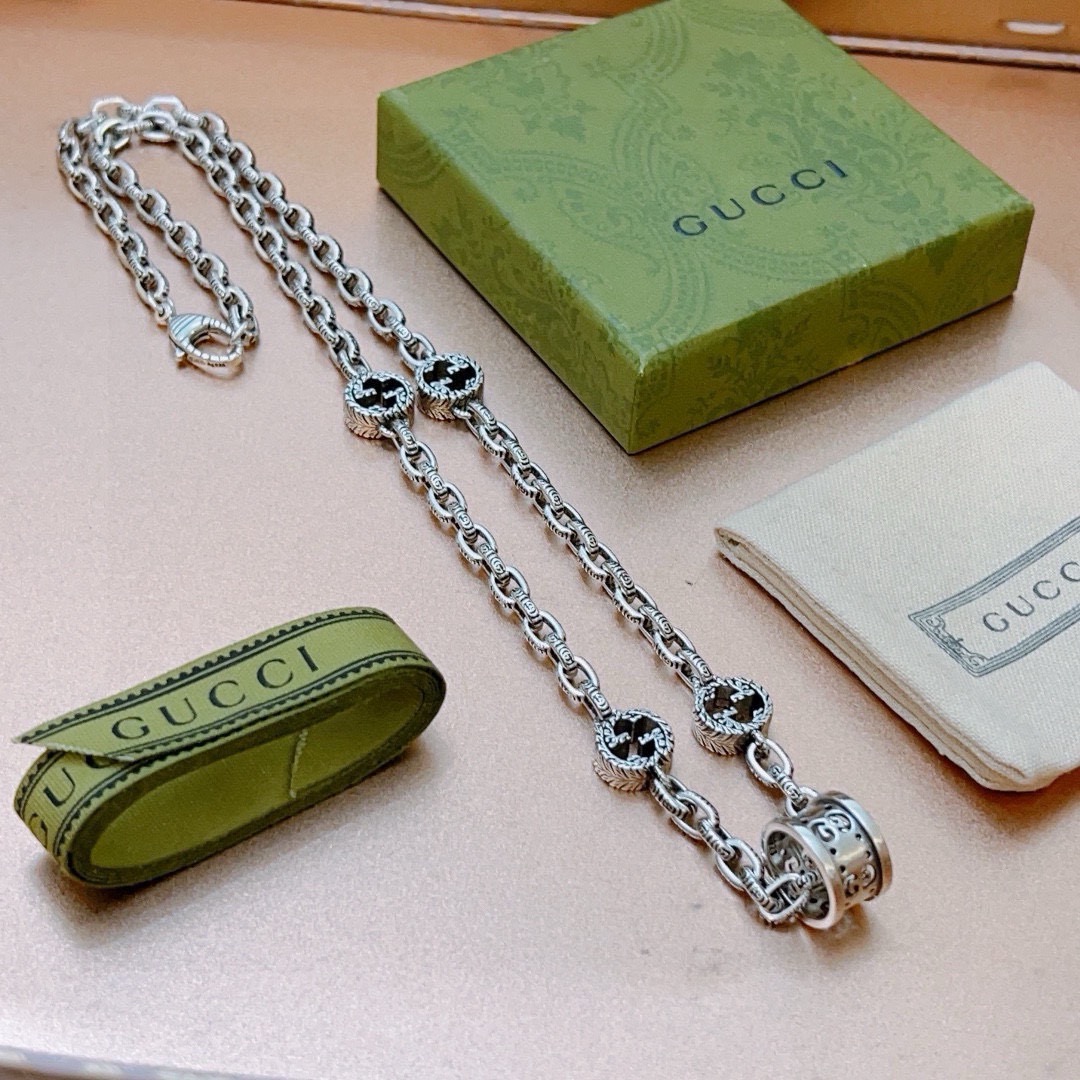 Gucci 不爆不发 抖音带货 首选 𝐆𝐮𝐜𝐜𝐢古驰项链最新款链条档次更高 Anger Forest系列双g 高端项链