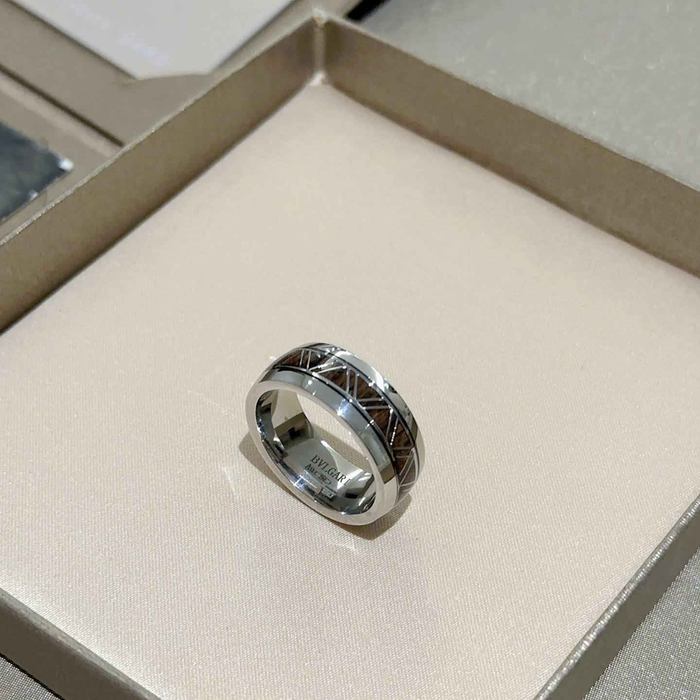 Bvlgari Haute Joaillerie Fine Jewelry Earrings Necklace Ring