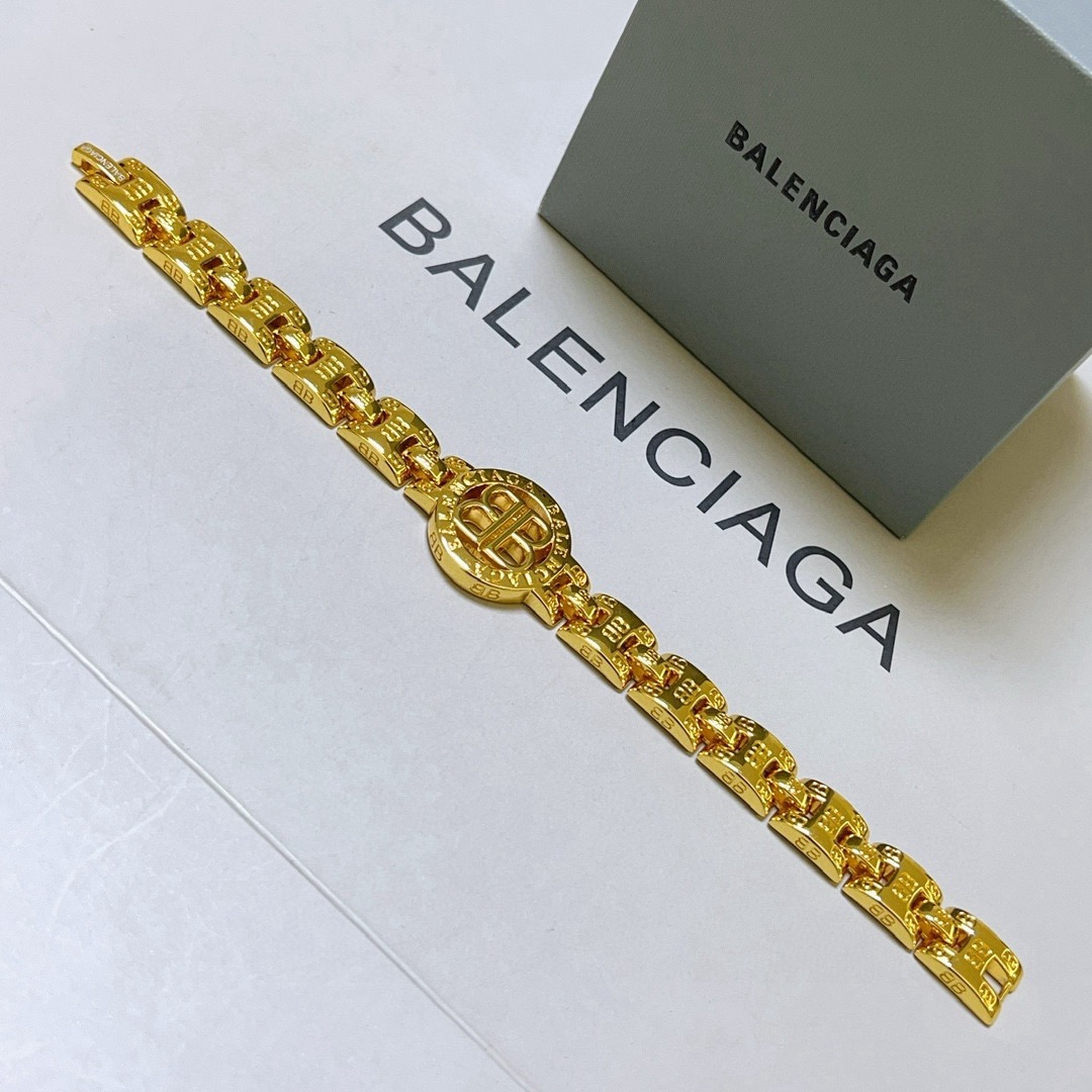 货🔹🔹新品 巴黎世家手链Balenciaga手链🔹巴黎世家手链 男士款 设计独特 前卫 男士必备 2