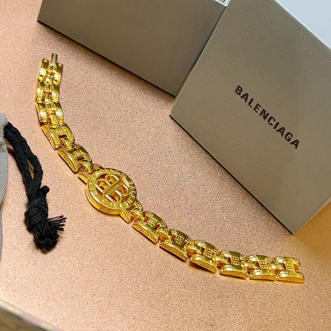 货🔹🔹新品 巴黎世家手链Balenciaga手链🔹巴黎世家手链 男士款 设计独特 前卫 男士必备 7