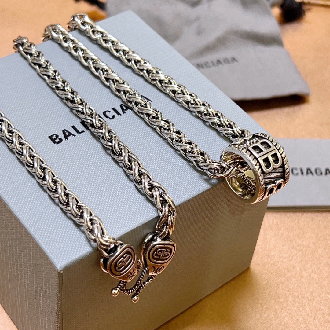 Luxury necklace