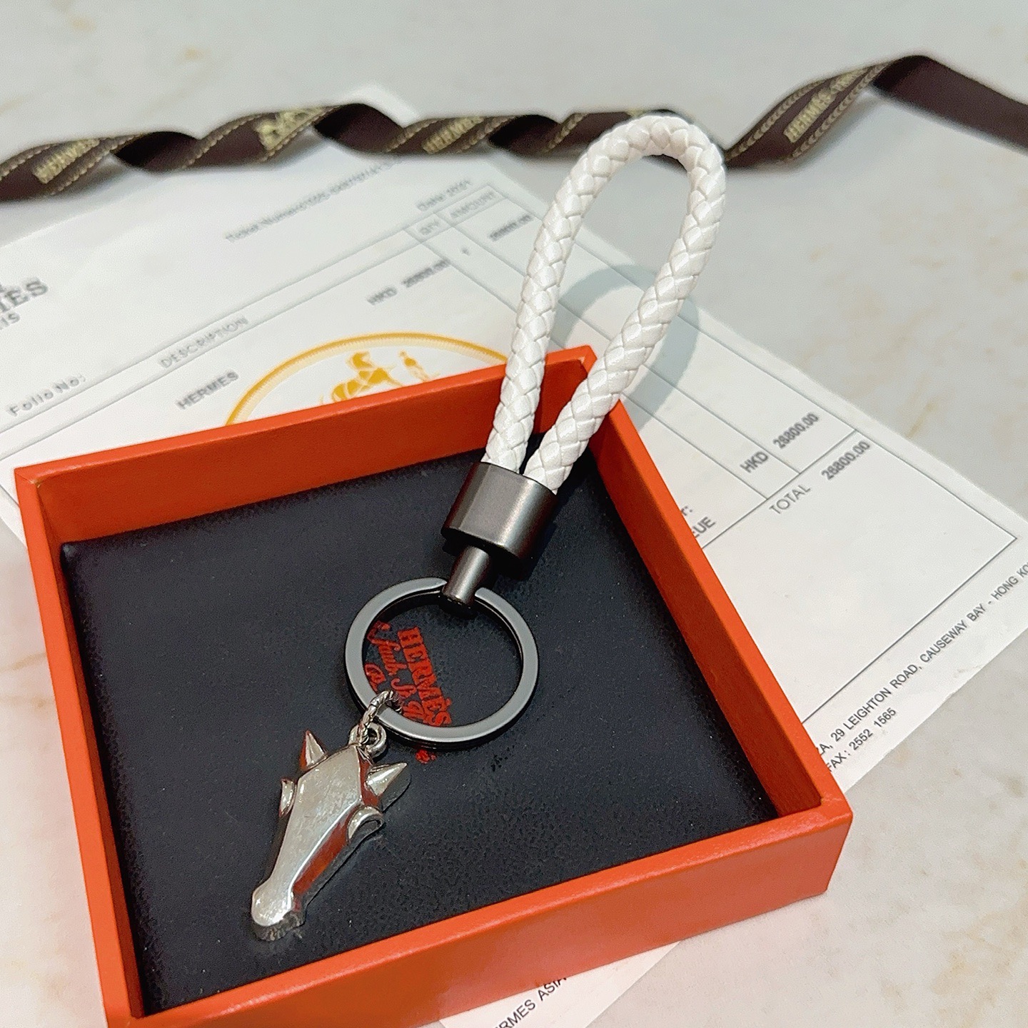 Hermes cabeça de cavalo trançada cinta chaveiro pingente branco trançado couro gunmetal cinza hardware prata-tom cabeça de cavalo charme 10cm