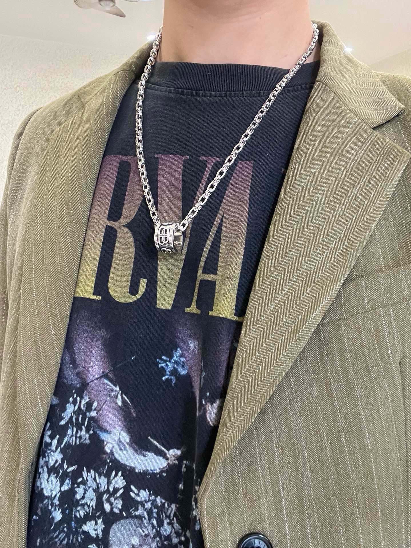 Luxury necklace