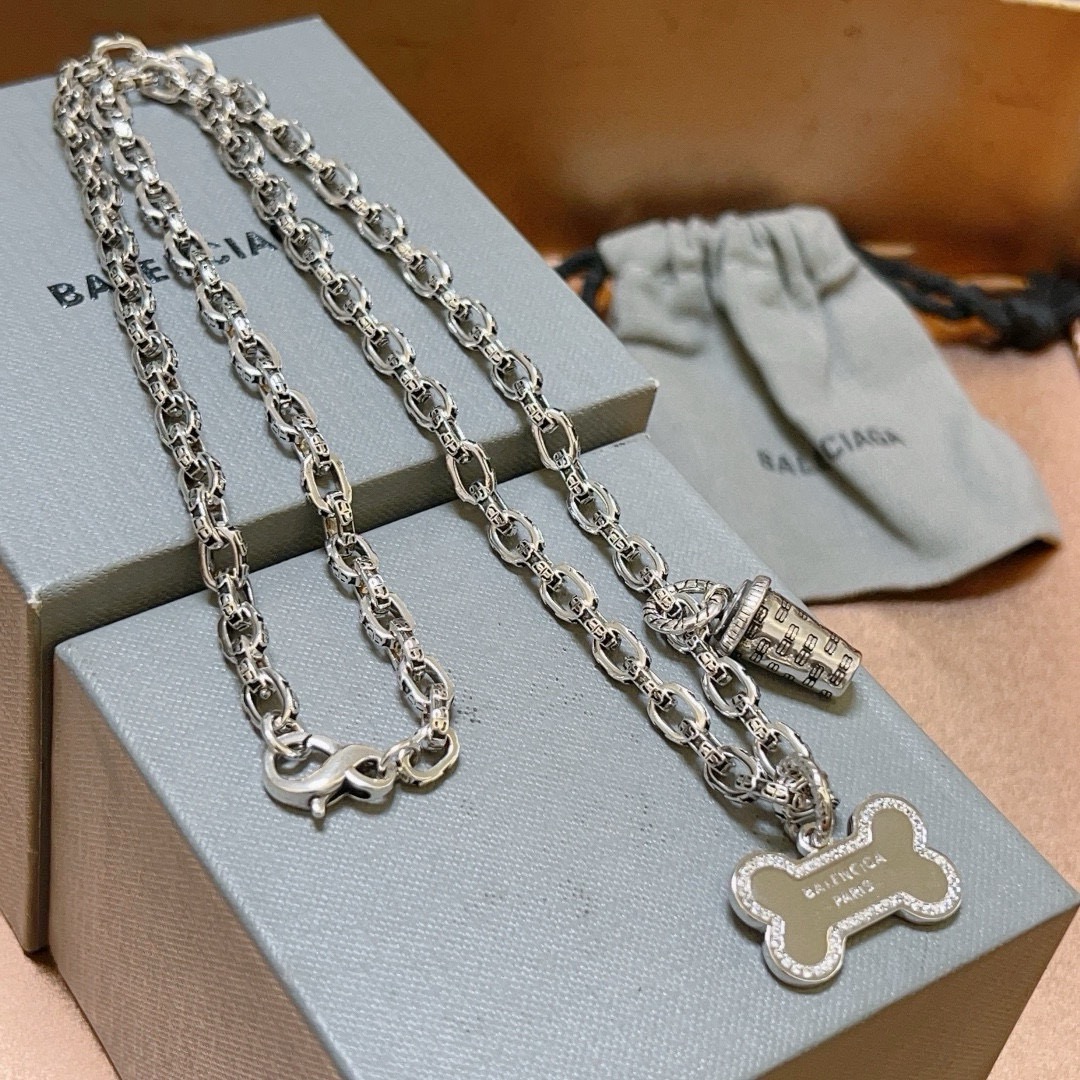 Luxury necklace