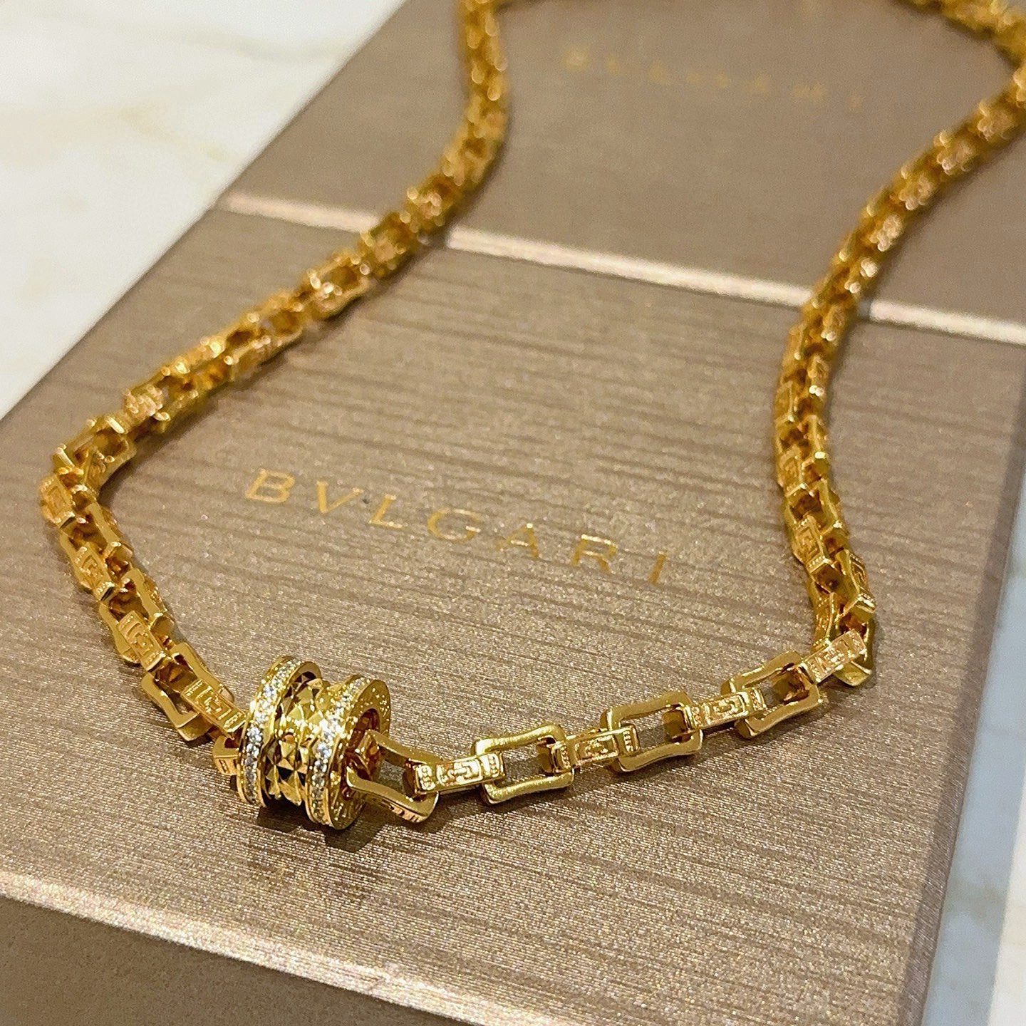 Bvlgari Haute Joaillerie Fine Jewelry Earrings Necklace Ring 2