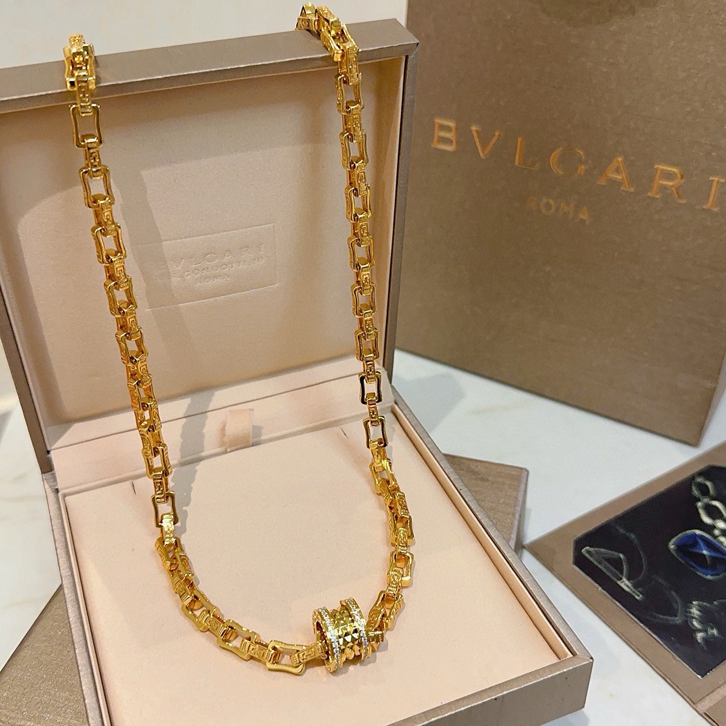 Bvlgari Haute Joaillerie Fine Jewelry Earrings Necklace Ring 8