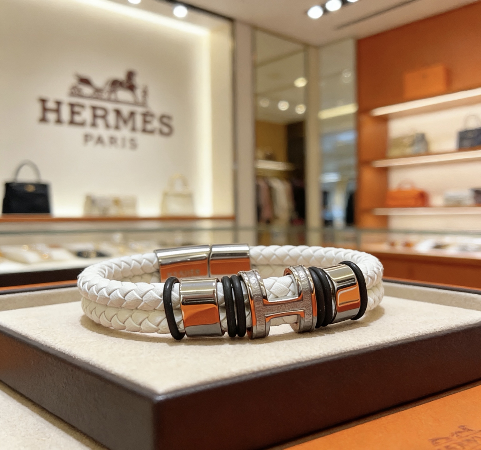 Hermes New Anger Forest bracelet white braided leather palladium-plated metal black rubber accents 19cm