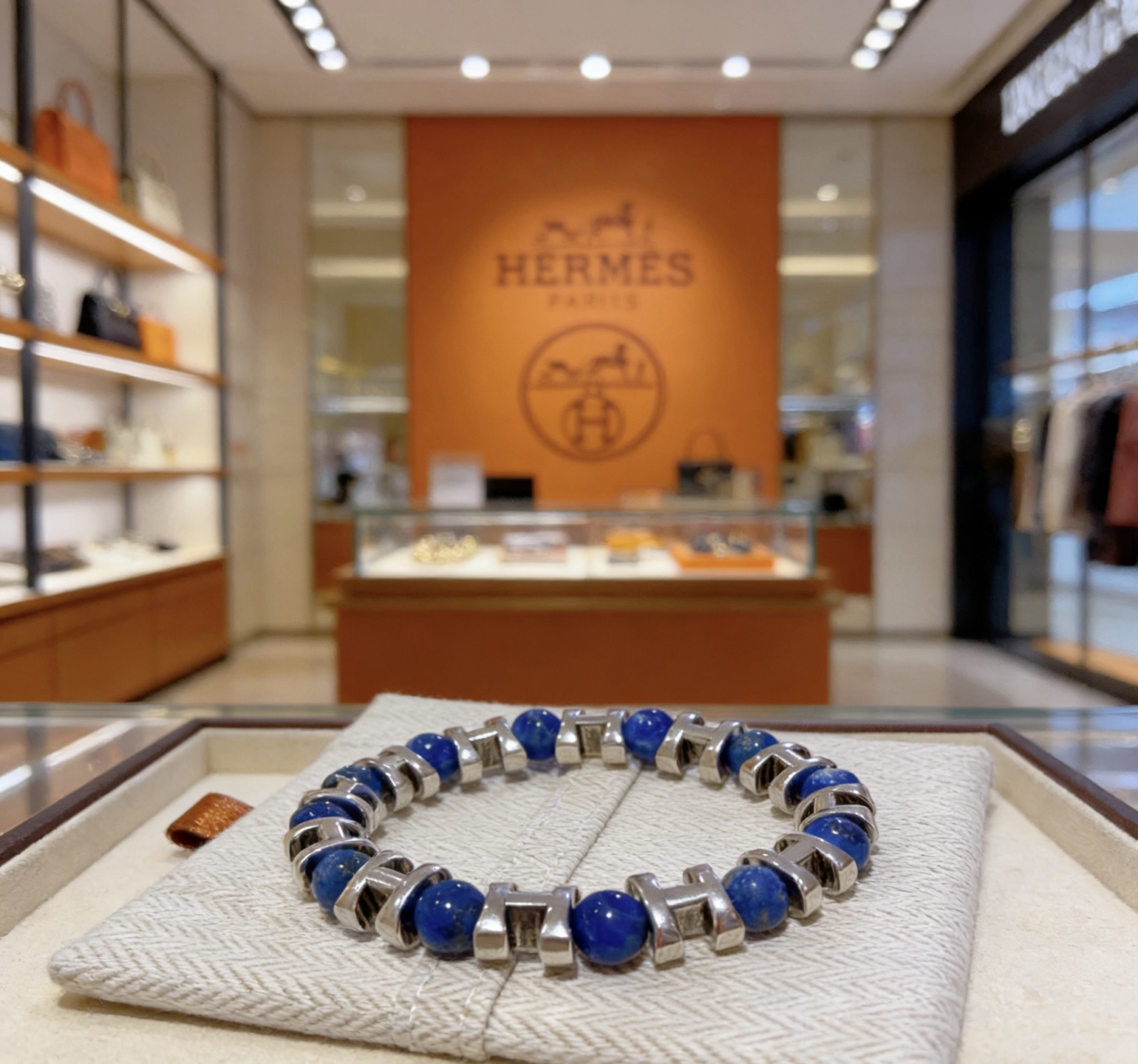 Hermes Anger Forest H d Ancre bracelet Silver-toned metal with blue lapis lazuli beads 19cm