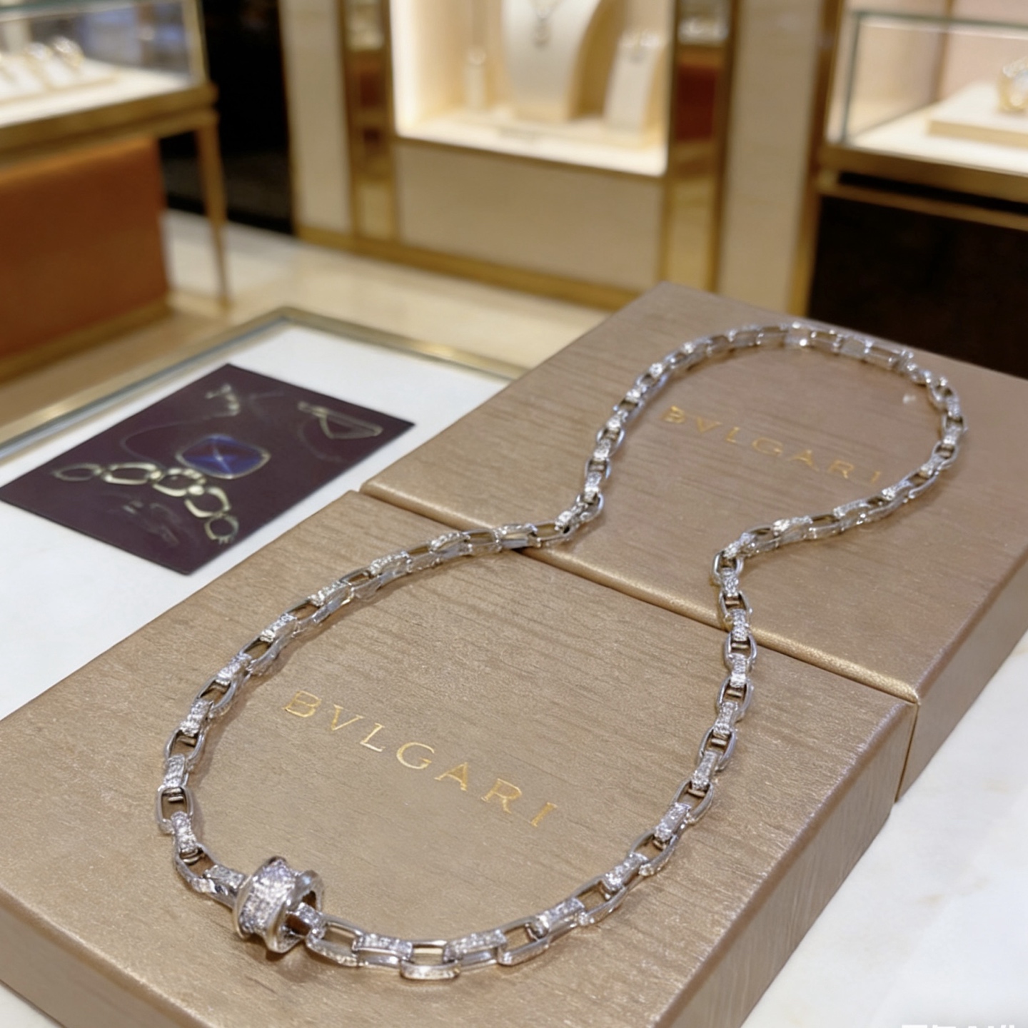 Bvlgari 宝格丽项链V金材质 带logo BVLGARI宝格丽 DIVAS‘ DREAM 系列 品相完美