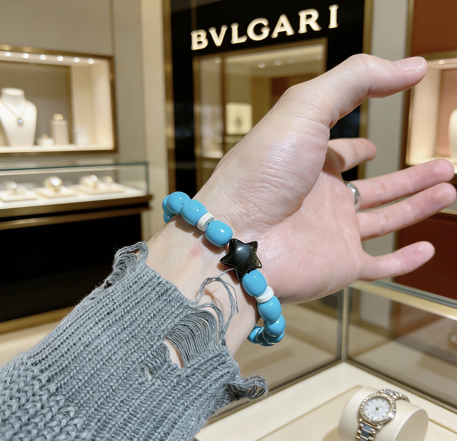 Bvlgari 宝格丽手链V金材质 BVLGARI宝格丽 DIVAS‘ DREAM 系列天然松石手链品相完美