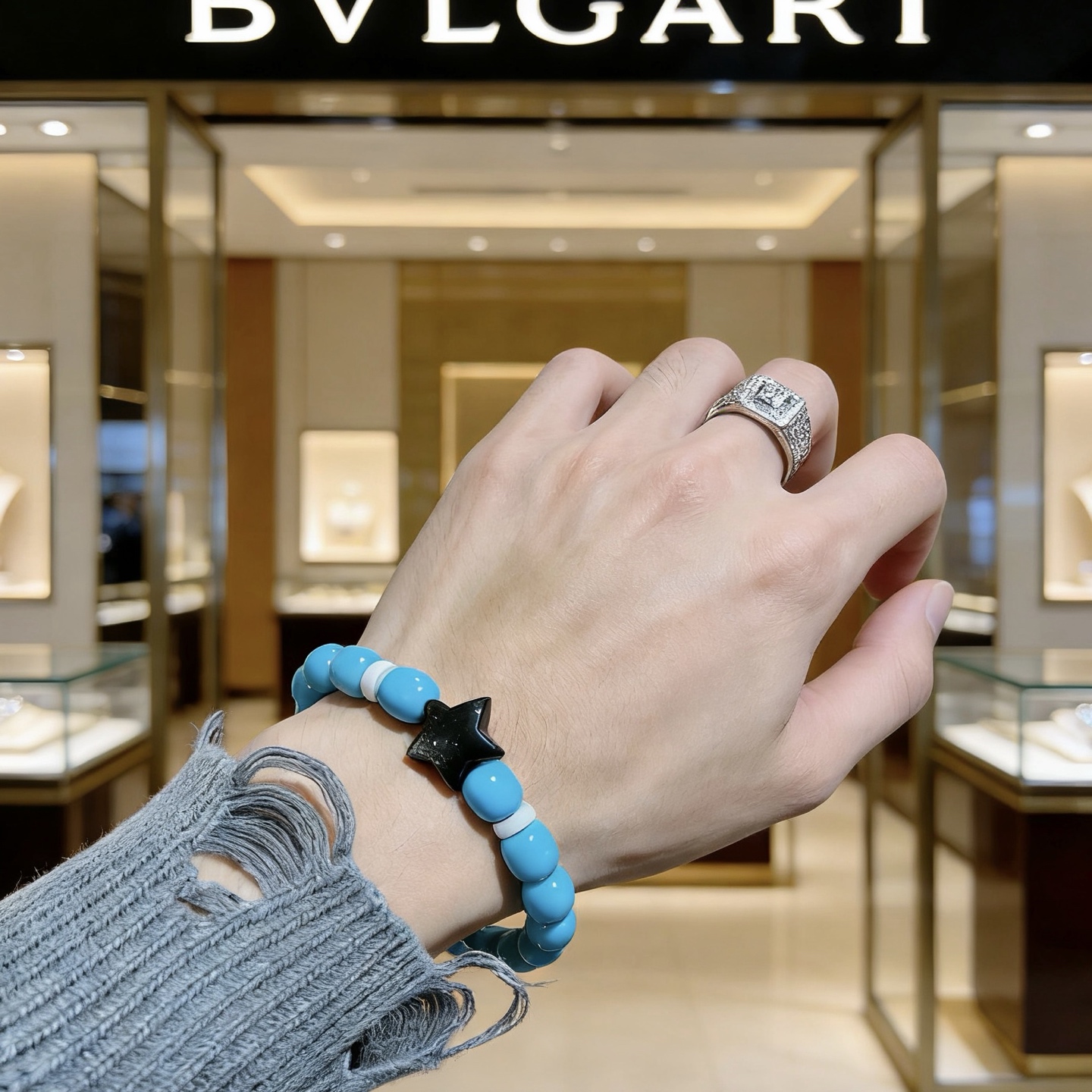 Bvlgari 宝格丽手链V金材质 BVLGARI宝格丽 DIVAS‘ DREAM 系列天然松石手链品相完美