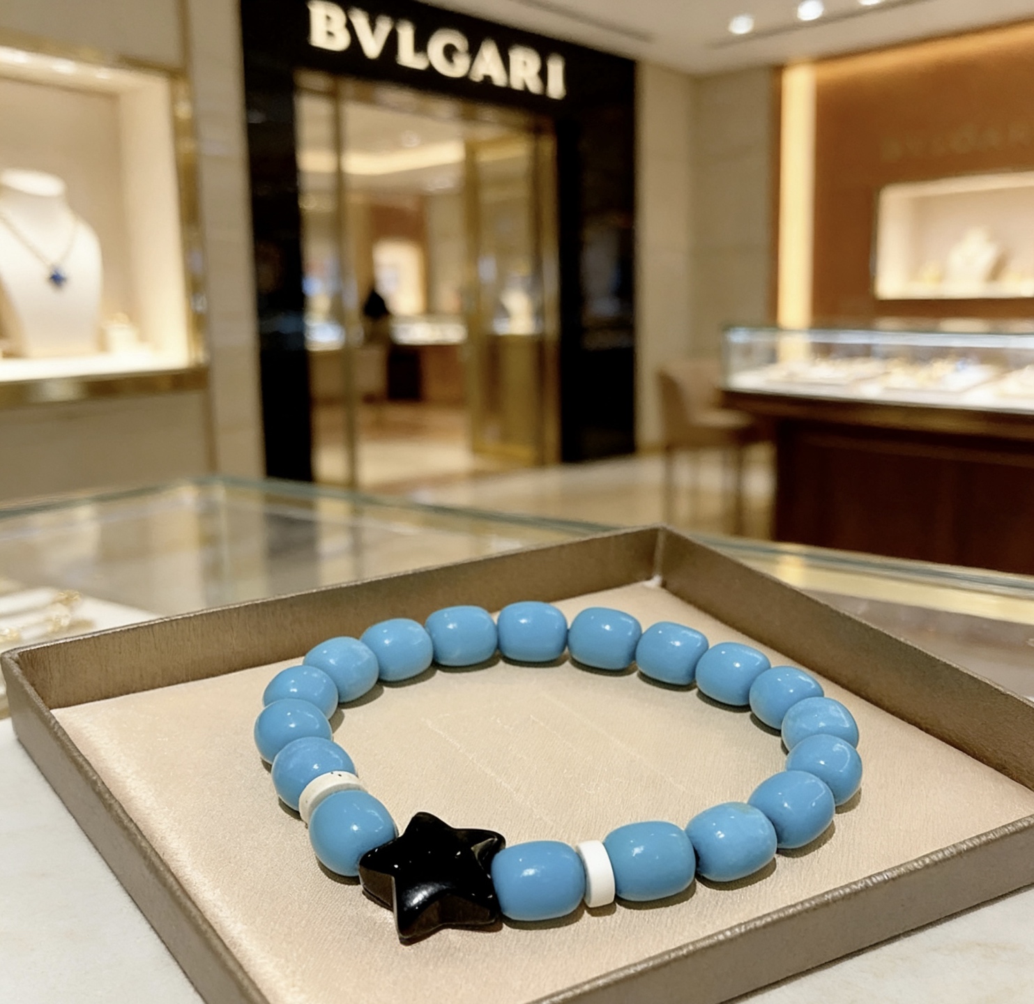 Bvlgari 宝格丽手链V金材质 BVLGARI宝格丽 DIVAS‘ DREAM 系列天然松石手链品相完美