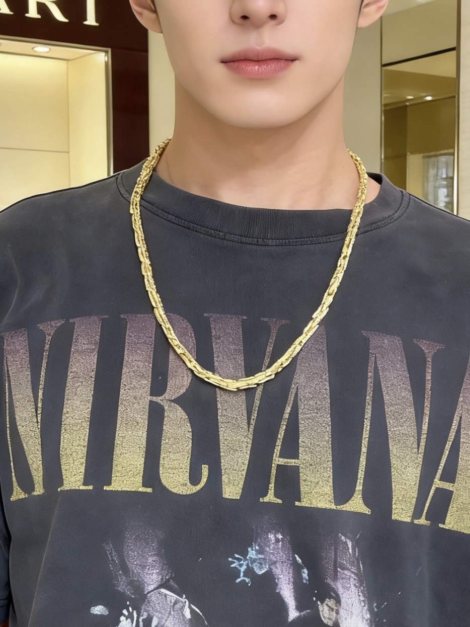 Bvlgari 宝格丽项链V金材质 BVLGARI宝格丽 DIVAS‘ DREAM 系列 品相完美