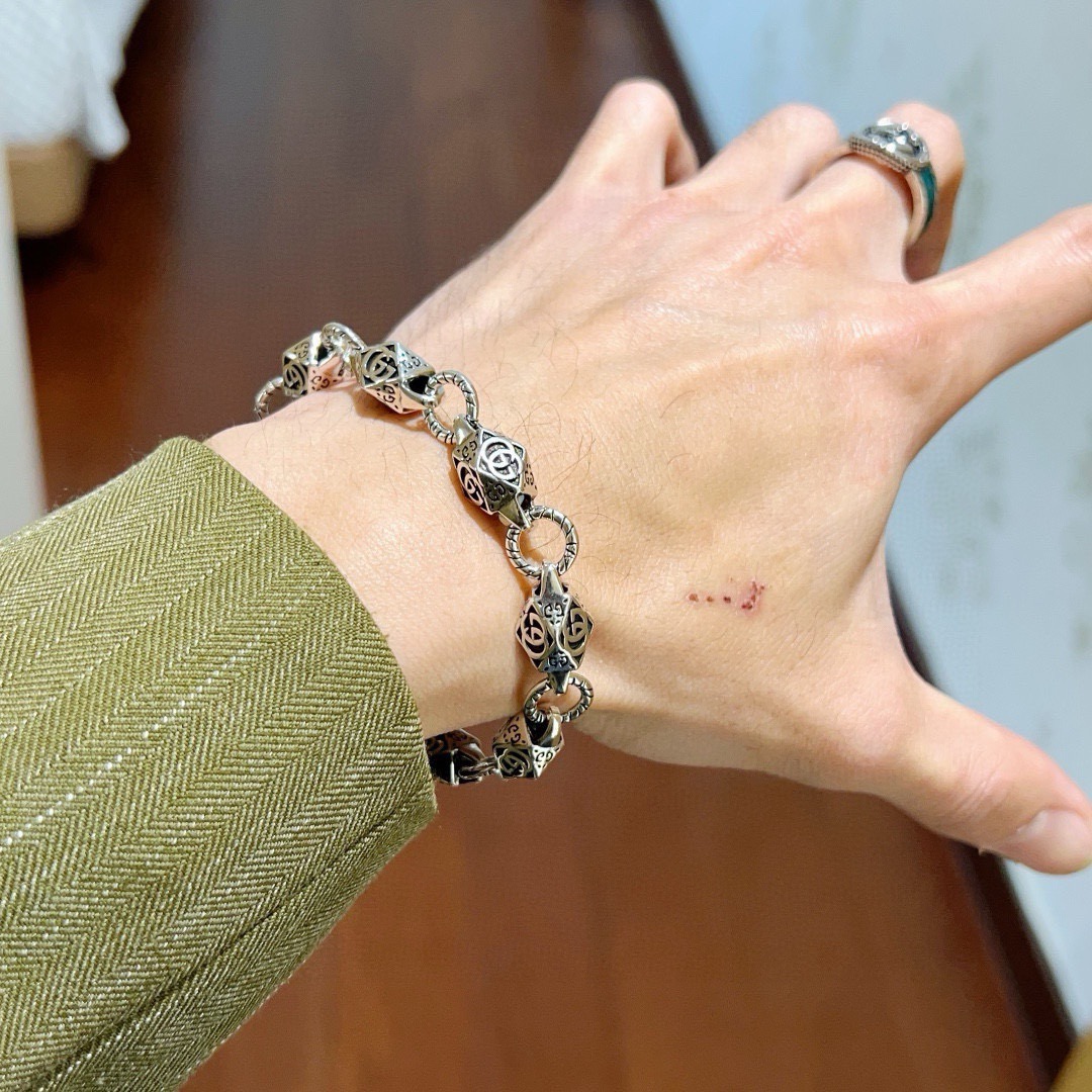 Gucci 最新出炉 Gucci古驰手链最新款的