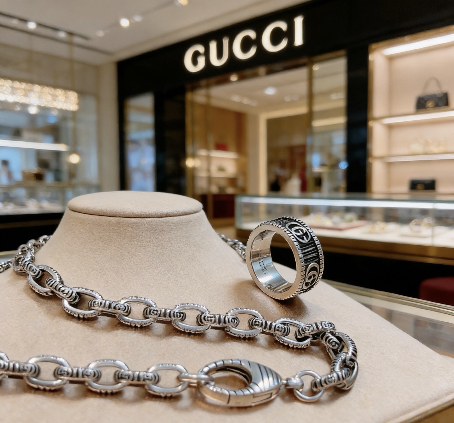 Gucci 𝐆𝐮𝐜𝐜𝐢古驰项链最新款链条档次更高 Anger Forest系列双G戒指环古驰项链