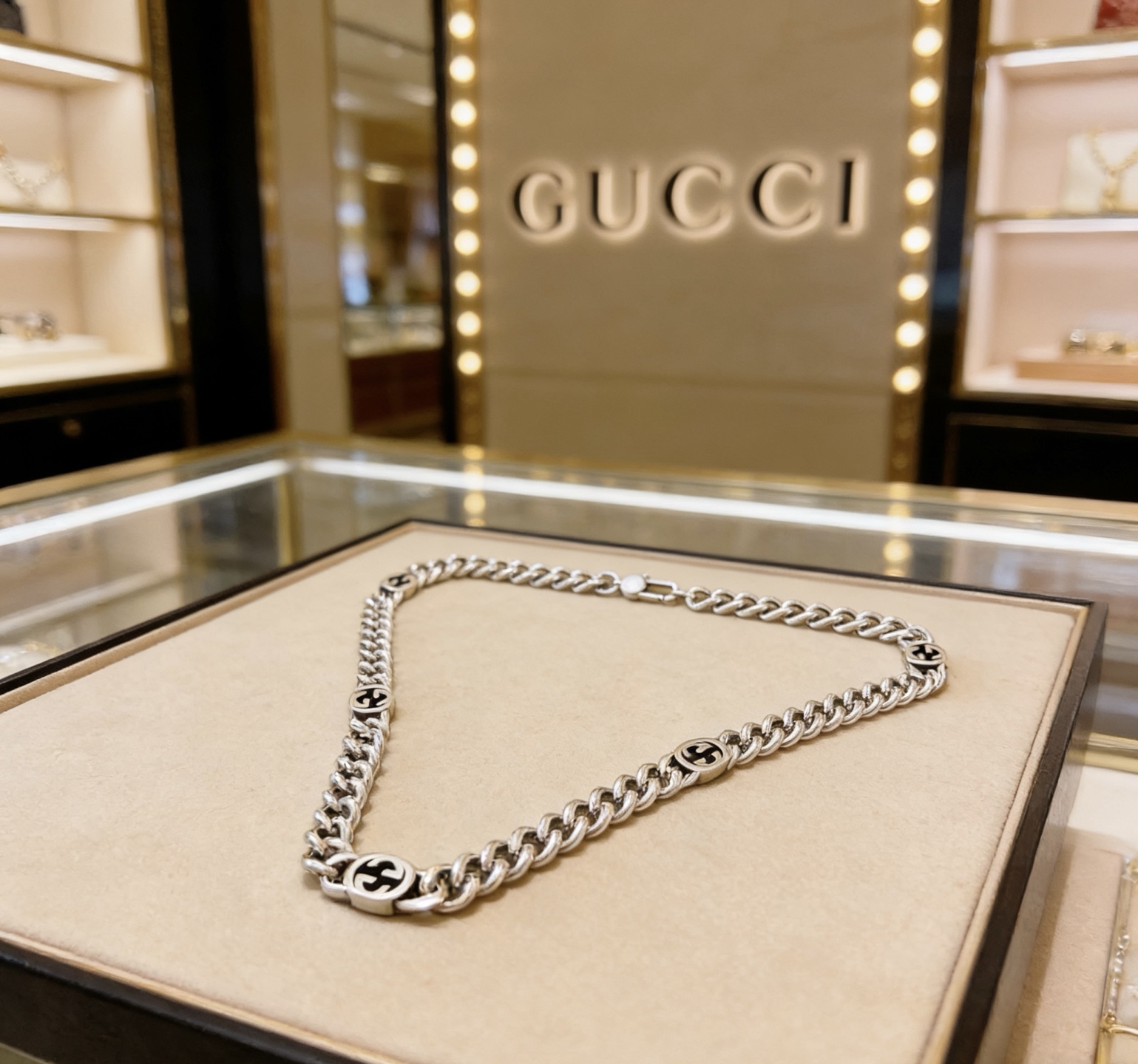 Gucci 𝐆𝐮𝐜𝐜𝐢古驰项链2026最新款链条档次更高 Anger Forest系列5G新款古驰项链