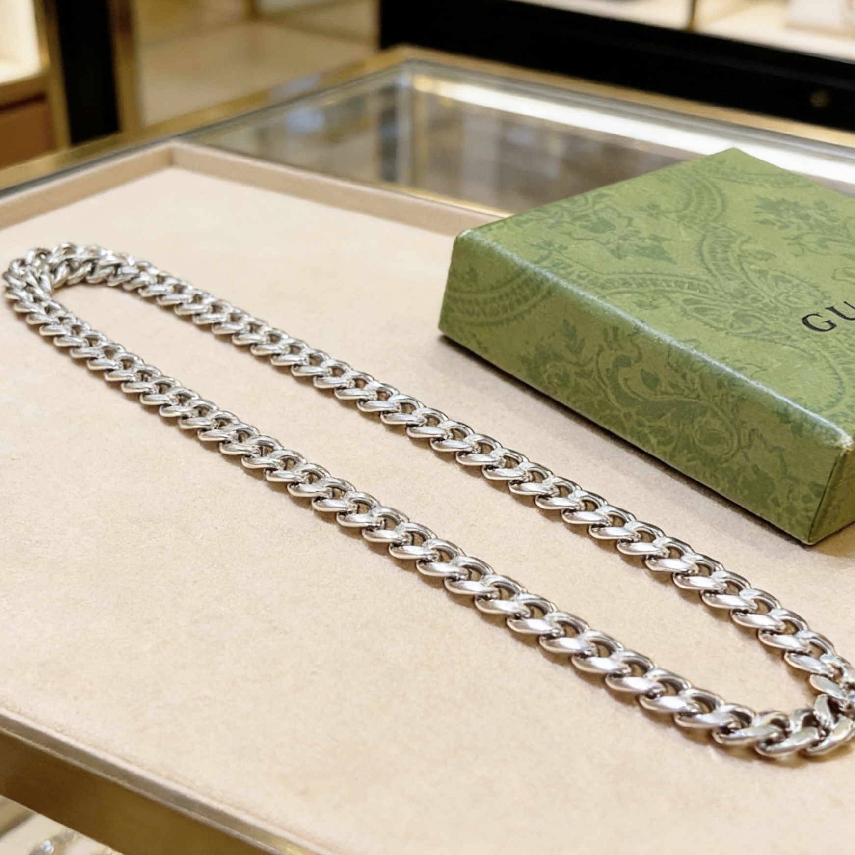 Gucci 太帅啦 𝐆𝐮𝐜𝐜𝐢古驰项链2026最新款链条加粗档次更高