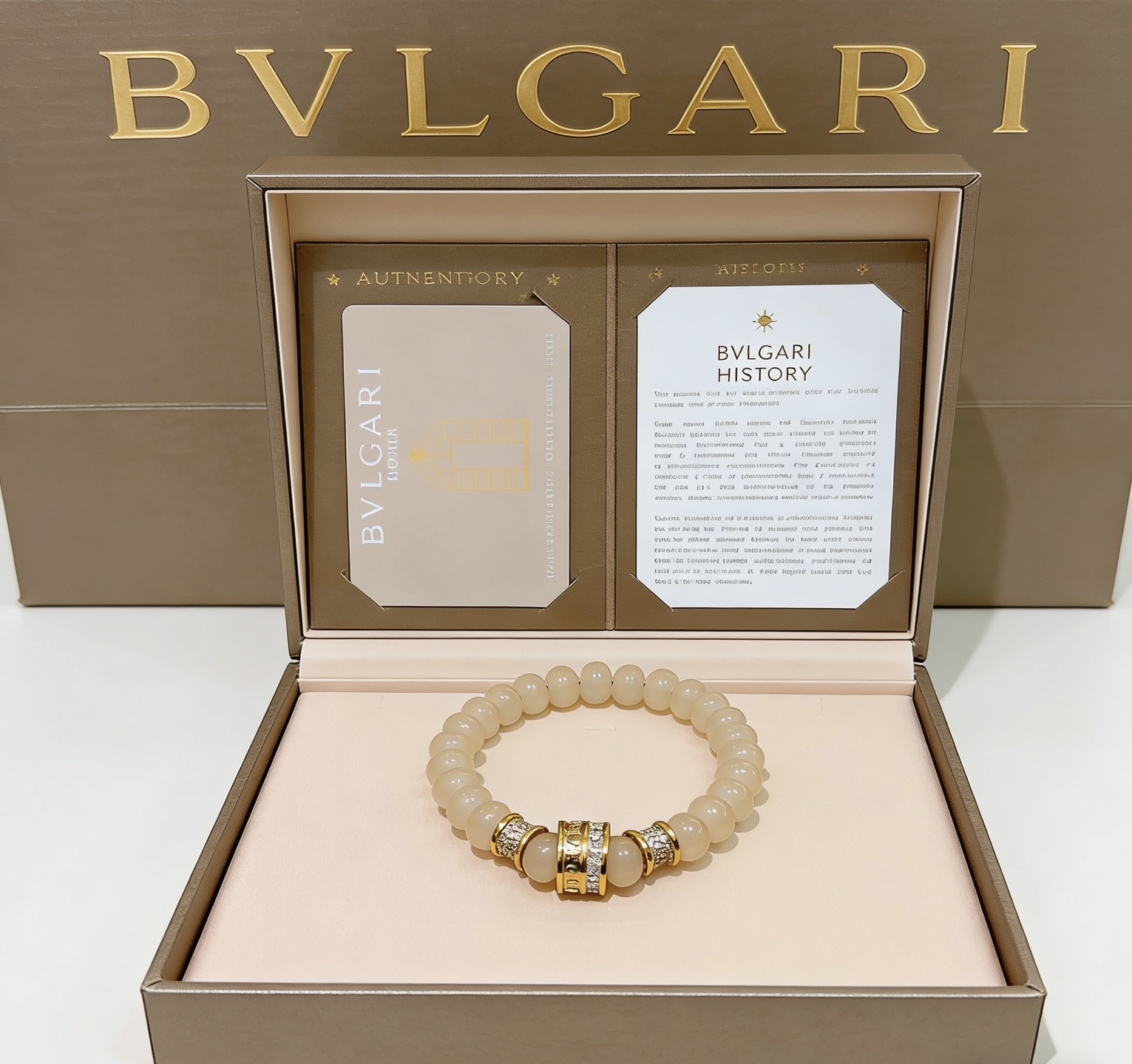 Bvlgari 宝格丽手链V金材质 BVLGARI宝格丽 DIVAS‘ DREAM 系列 天然石 品相完美