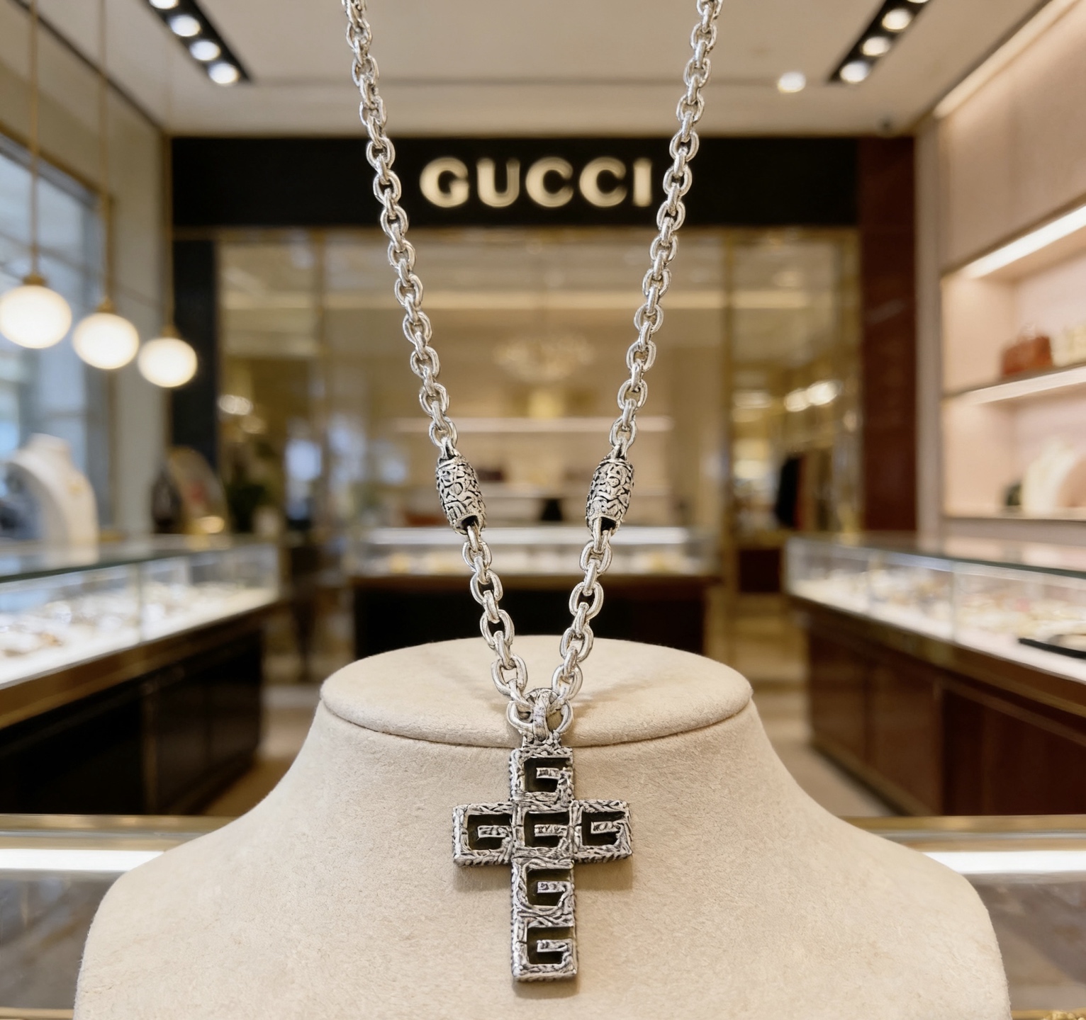 Gucci 新品发布 小红书 抖音带货首选