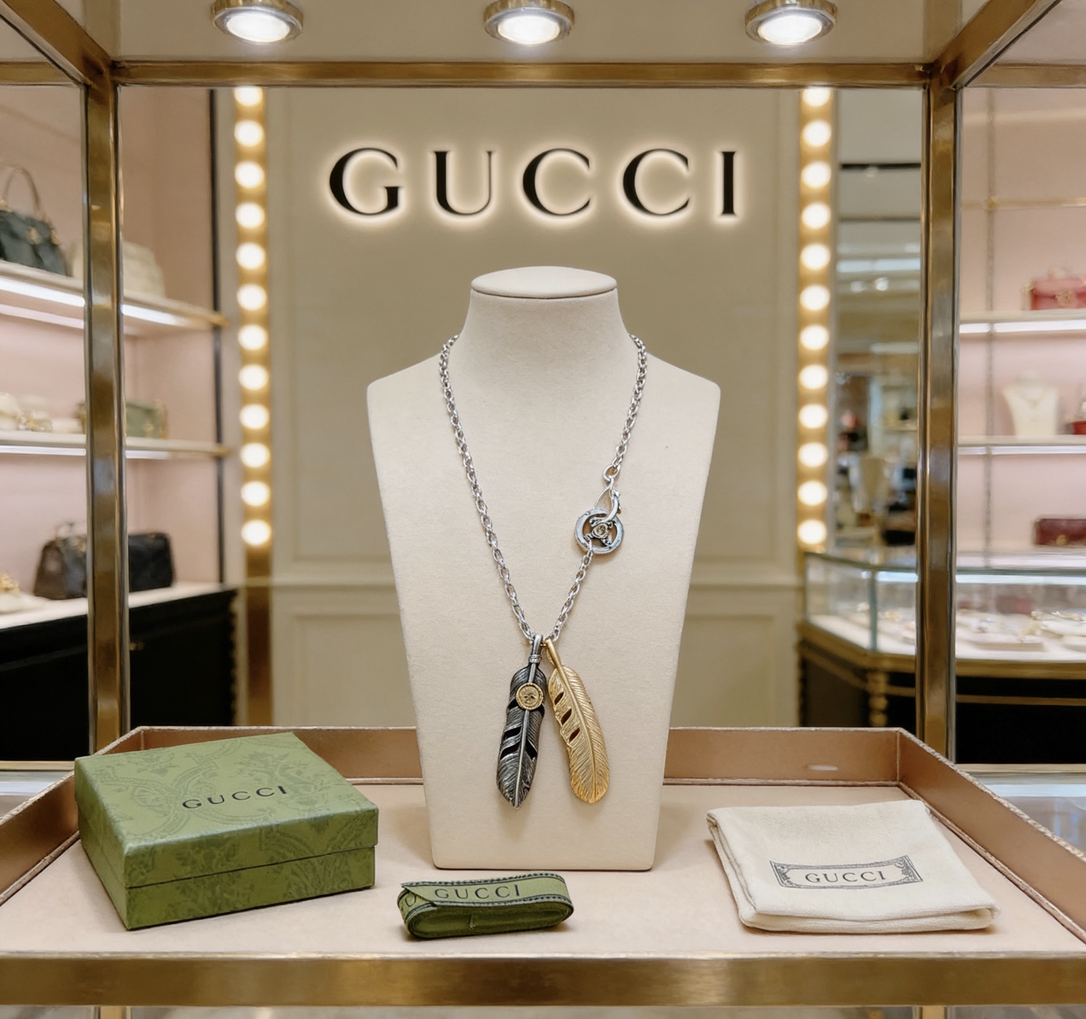 NO:724286,Batch No explosion, no explosion, Gucci necklace 2026 latest chain, higher grade, same style as Takahashi Feather's classic Anger Forest series double G Gucci necklace, chain length 60 cm, can be changed in length, details are distressed, non-market glossy version, this one has been out, best-selling model in Gucci, very good to match trendy clothes, fine jewelry, gucci, necklace19860909批 不爆不发 古驰项链2026最新款链条档次更高明星同款高桥羽毛经典款Anger Forest系列双G古驰项链 链长60厘米可改长度 细节对版做旧处理 非市面亮面版型 这款一直在出 古驰里面热卖款 非常好搭配潮流衣服,饰品精品,gucci,necklace,Jewelry