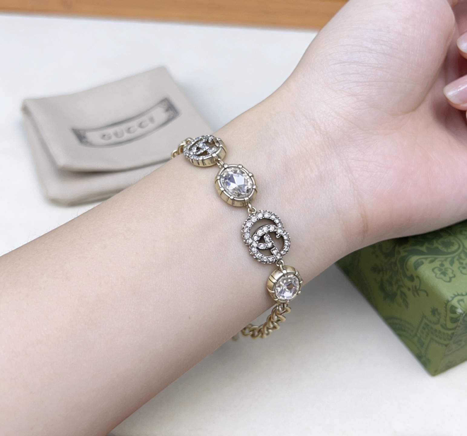 Gucci 最新出炉 Gucci古驰手链最新款的